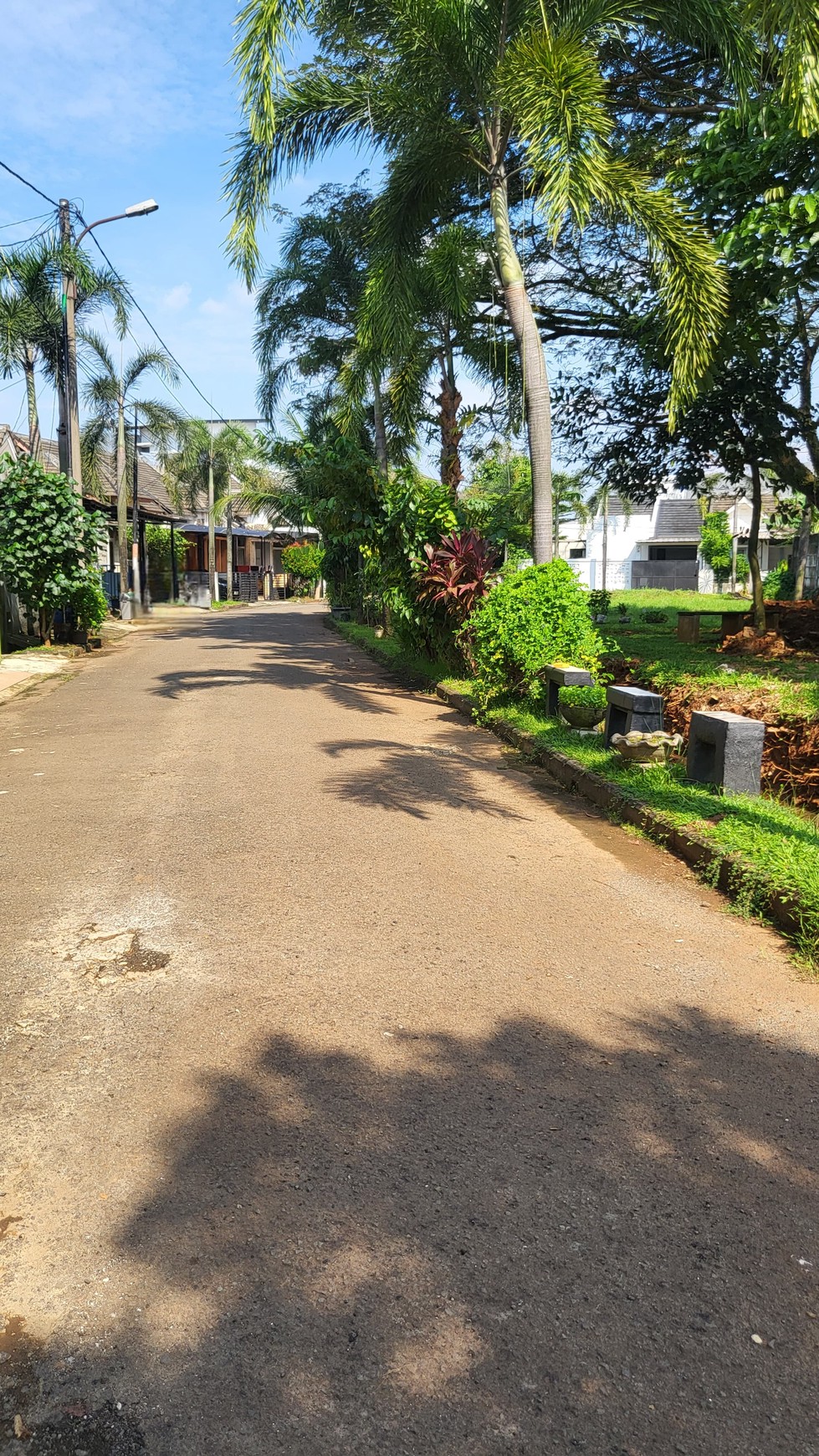 Rumah Full Renovasi Siap Huni di Serpong Park Dekat Tol