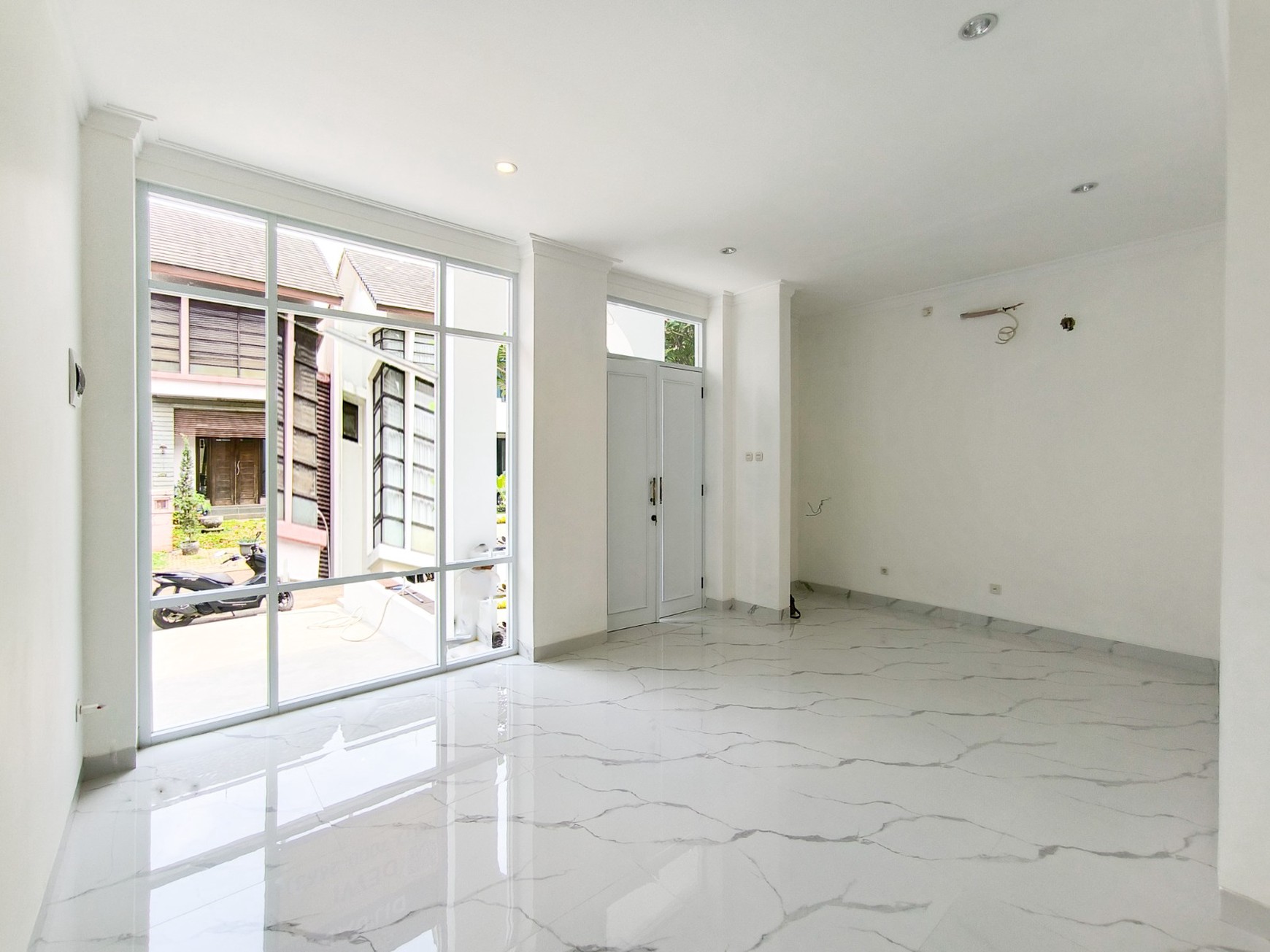 Rumah Band New,dalam cluster di Bintaro Jaya 7