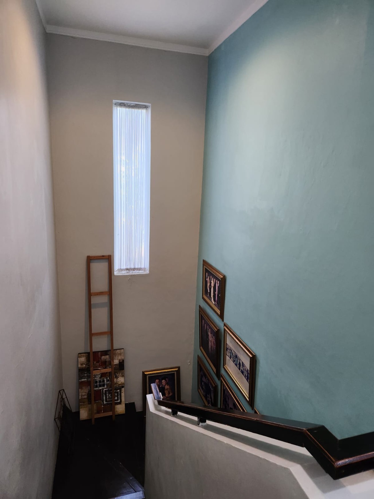 Rumah 2 lantai,listrik 13200 watt,jalan lebar di Bintaro Jaya 7.