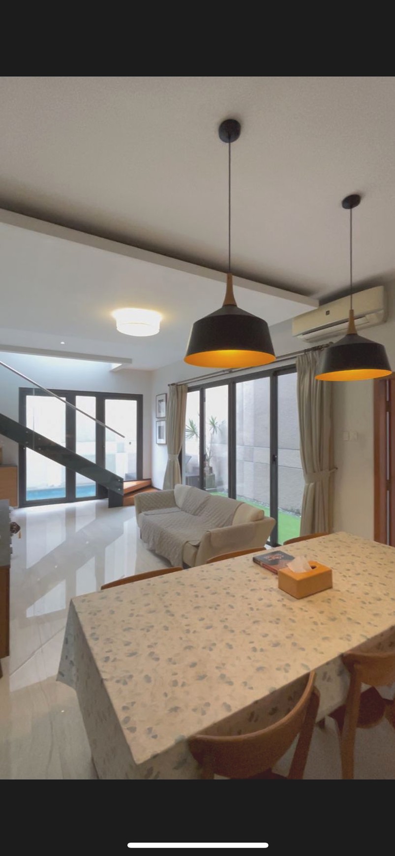 Rumah Bagus dengan kondisi Terawat Baik dan Siap Huni @Bukit Mas Rempoa.
