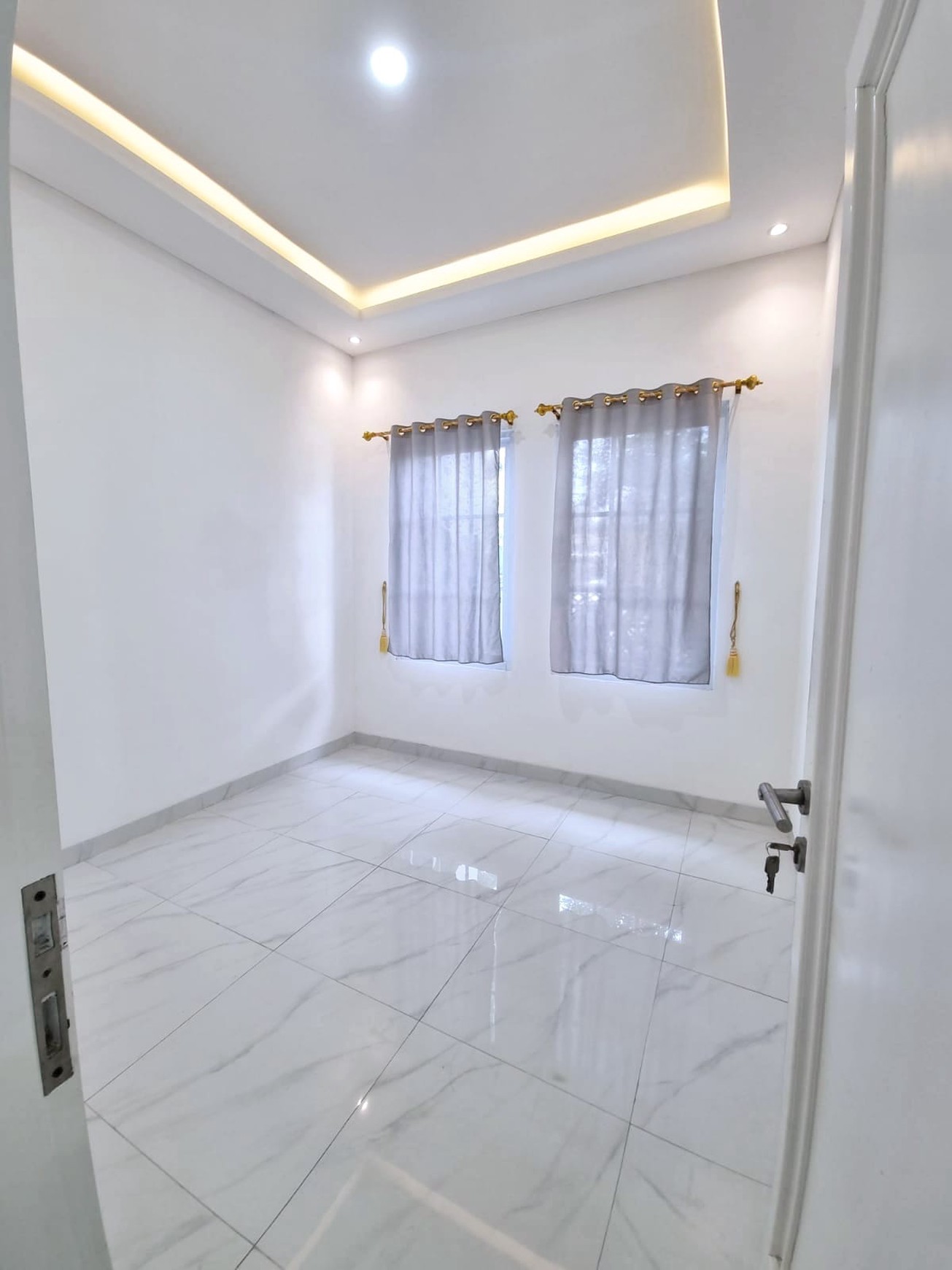Rumah Cantik Di Pamulang Siap Huni Sudah SHM KT 3 KM 2