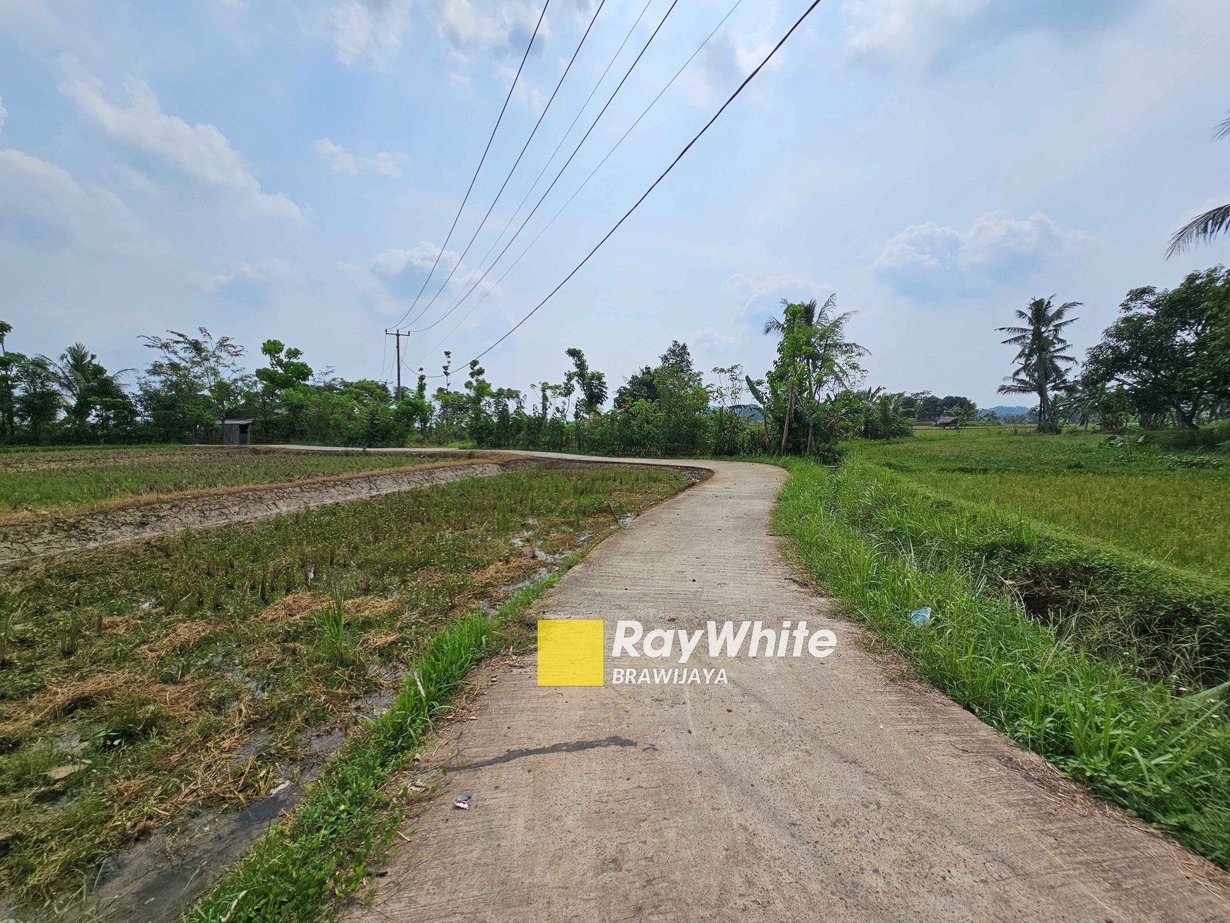 Kavling tanah di Klapanunggal, Kabupaten Bogor, di tepi jalan