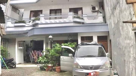 Dijual rumah di Radio Dalam 