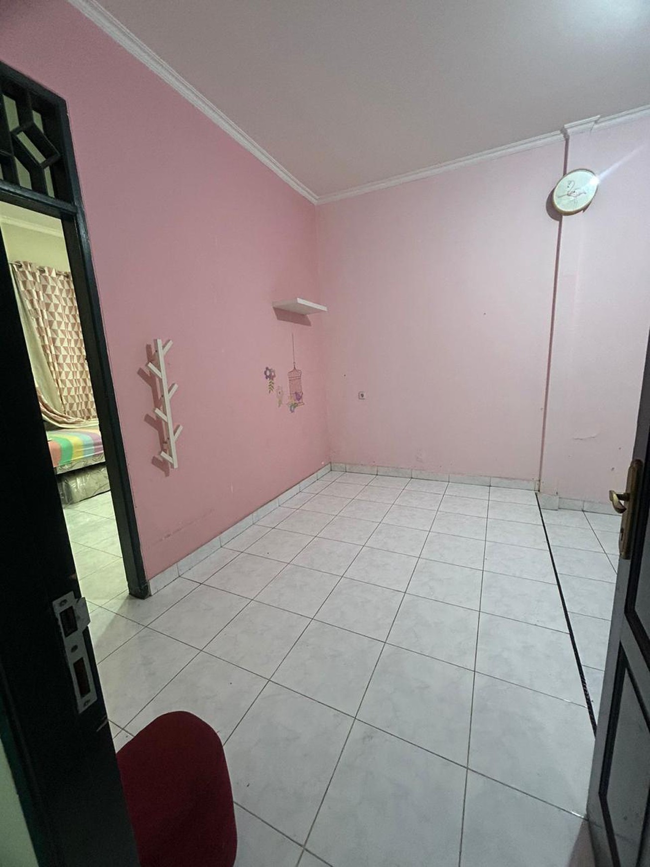 Dijual cepat rumah dekat stasiun MRT cocok untuk hunian atau kos-kosan