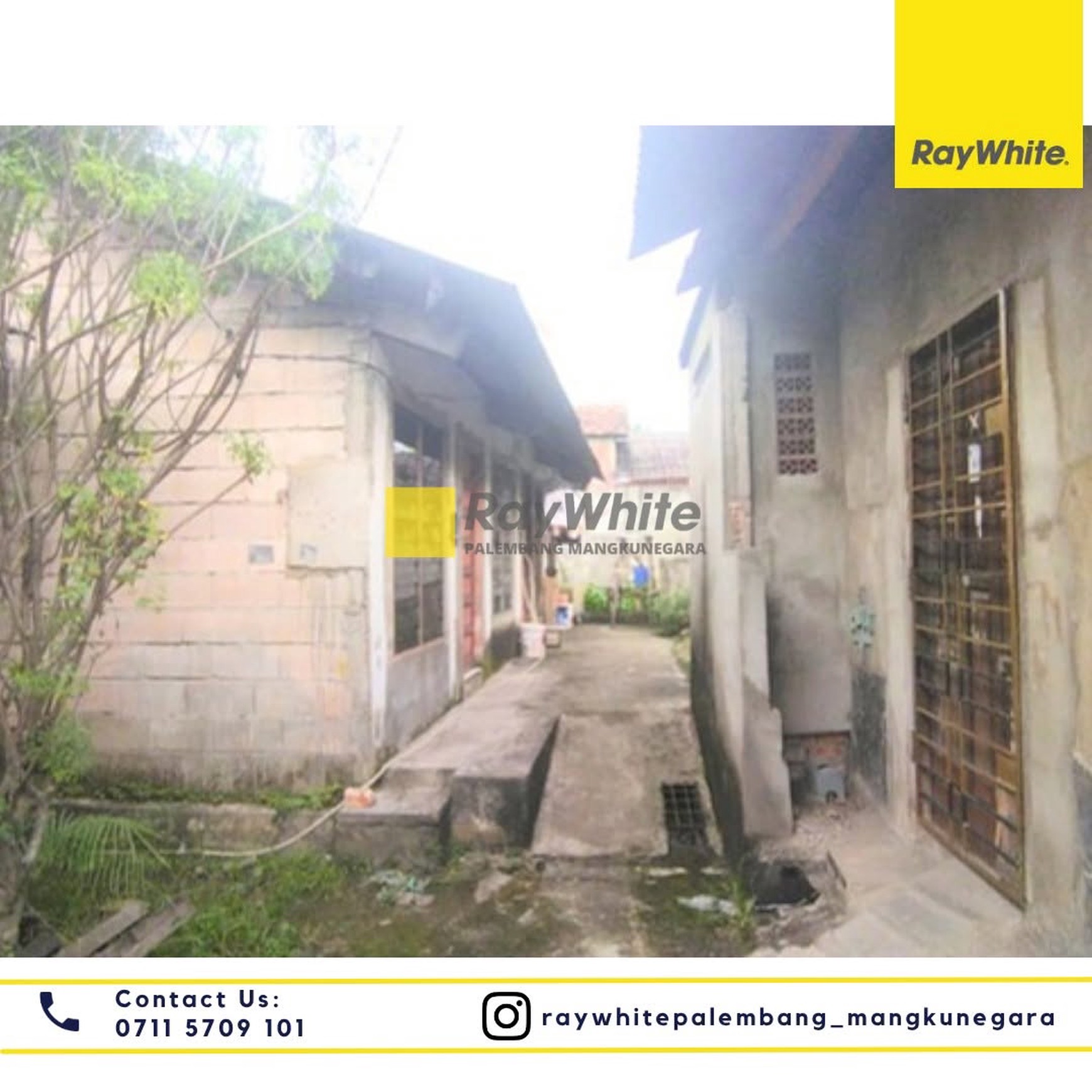 Dijual Cepat tanah + Bangunan di Jl Parameswara Kota Palembang