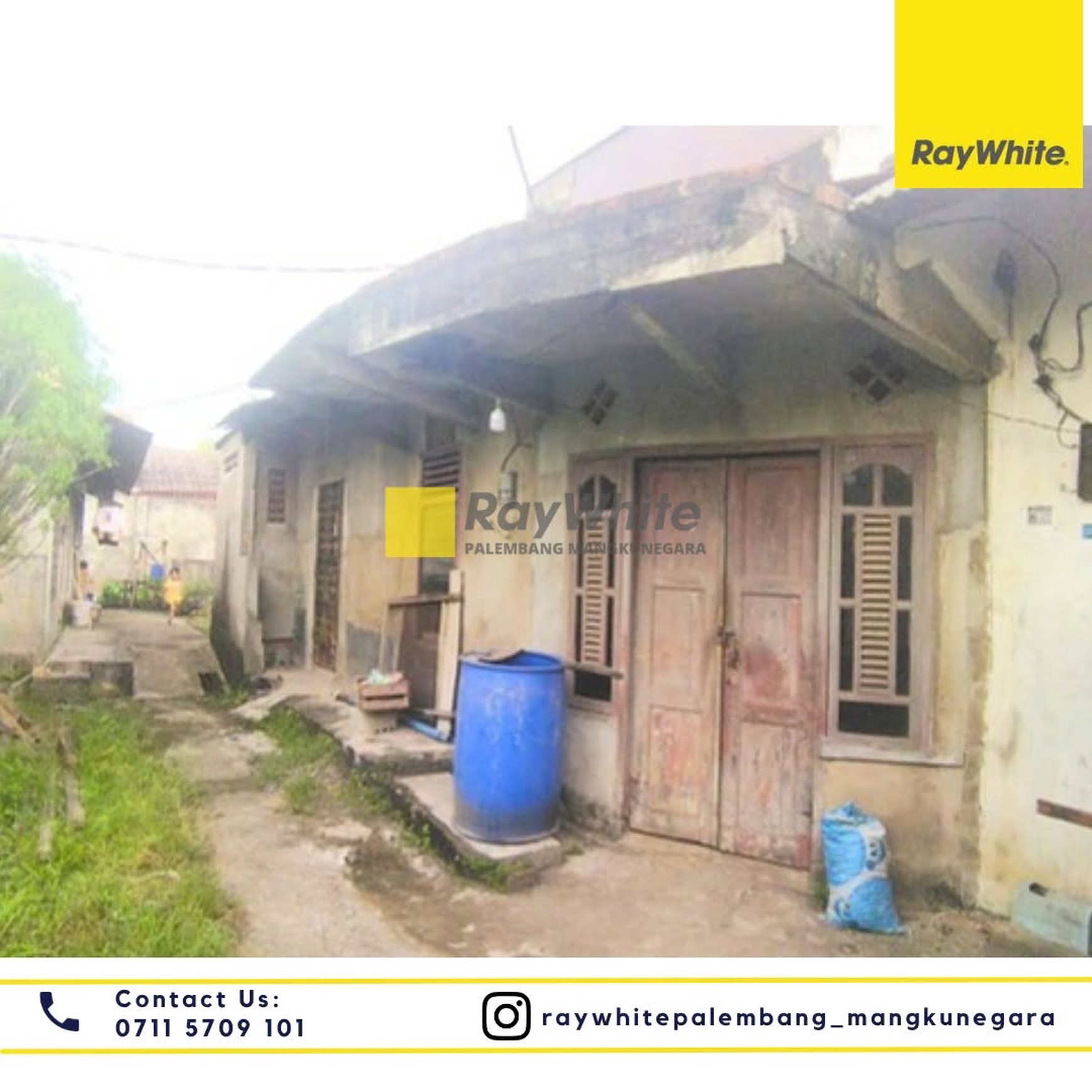Dijual Cepat tanah + Bangunan di Jl Parameswara Kota Palembang