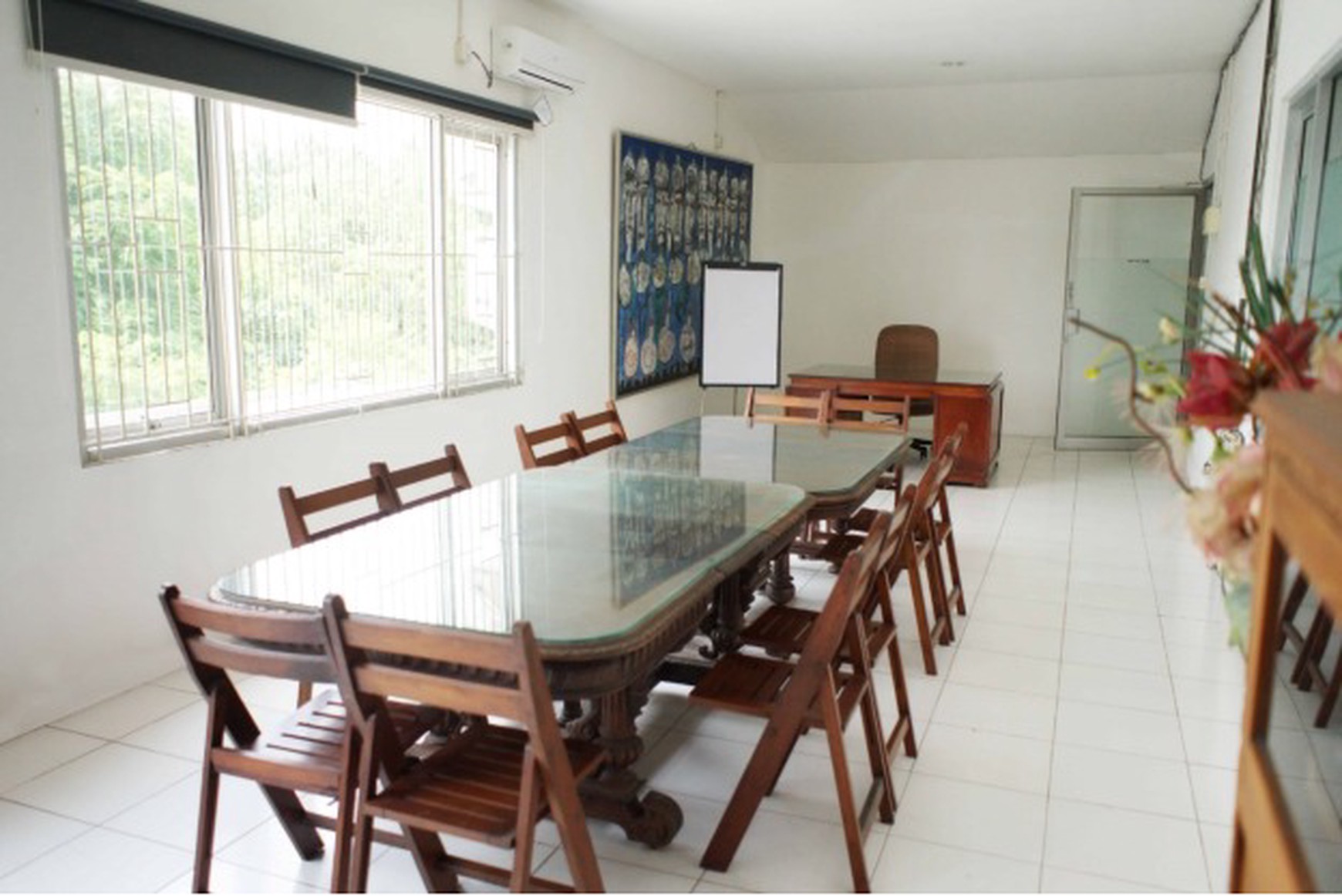 Sewa Tanah Bangunan Raya Wiyung Lokasi Strategis Surabaya