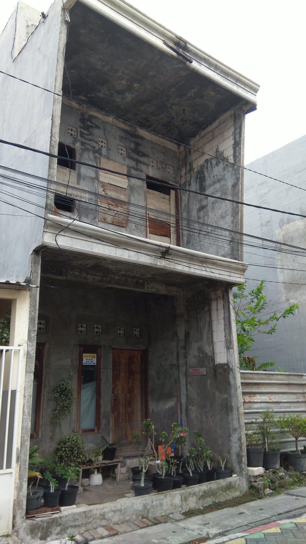 Rumah Hitung Tanah Area Cipete