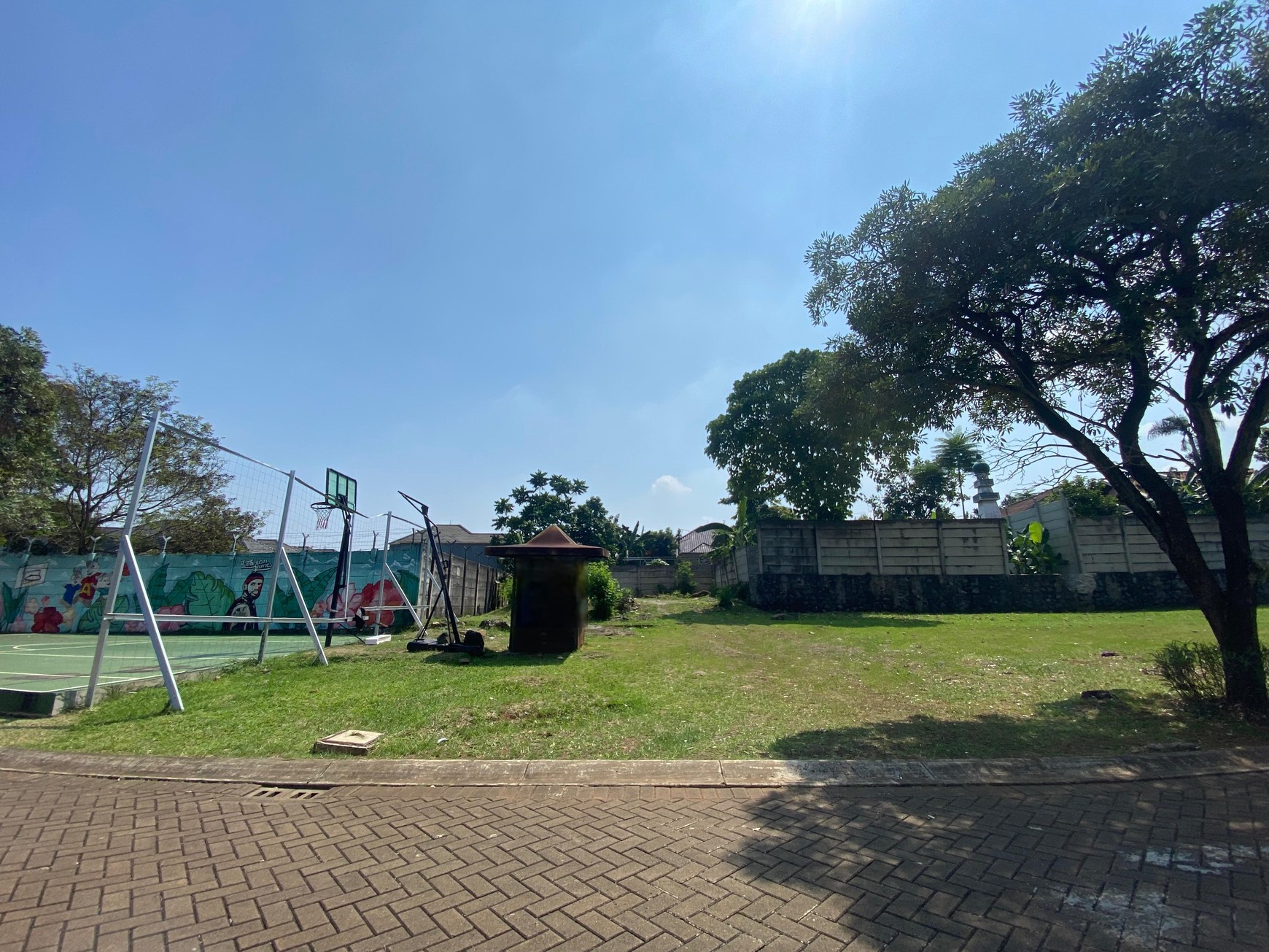 Kavling siap bangun dengan lingkungan yang Elit di Discovery  Bintaro