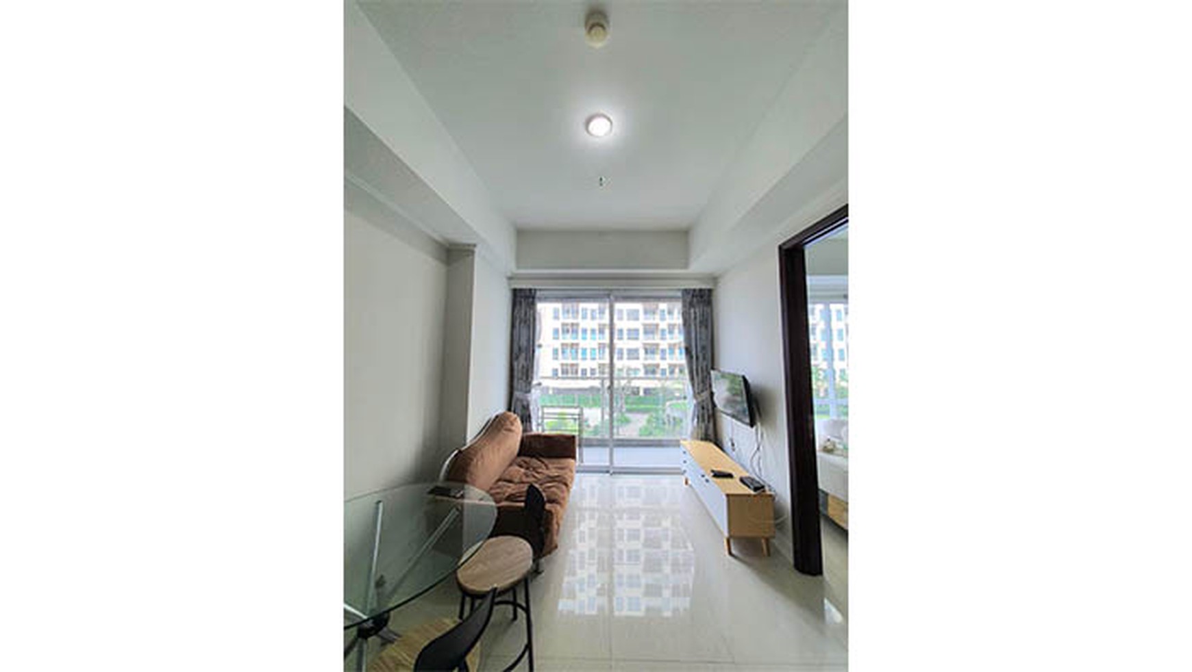 Apartemen Green Sedayu, Taman Palem