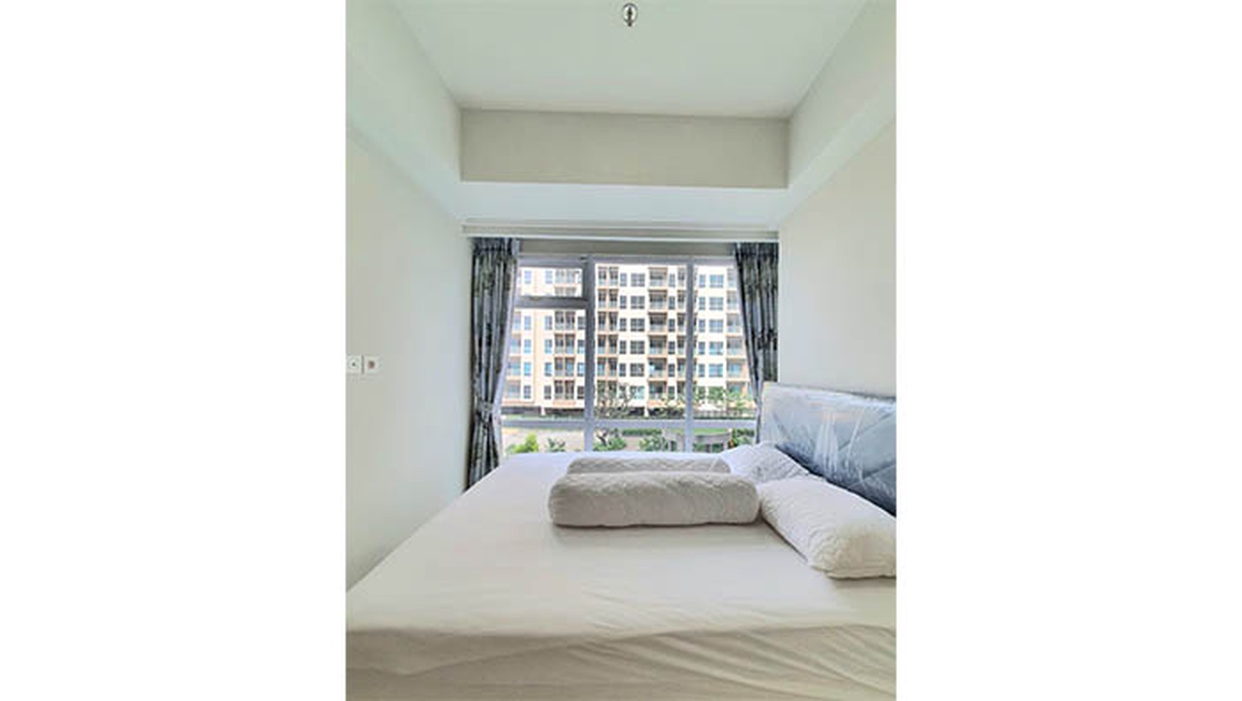 Apartemen Green Sedayu, Taman Palem