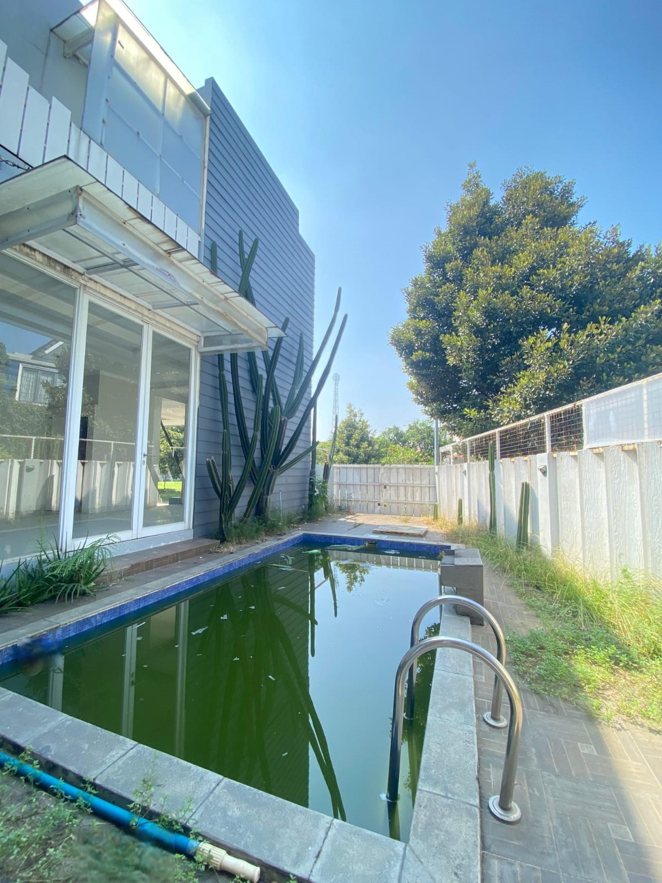 Hunian Eksklusif dengan Kolam Renang Pribadi di Discovery Bintaro 