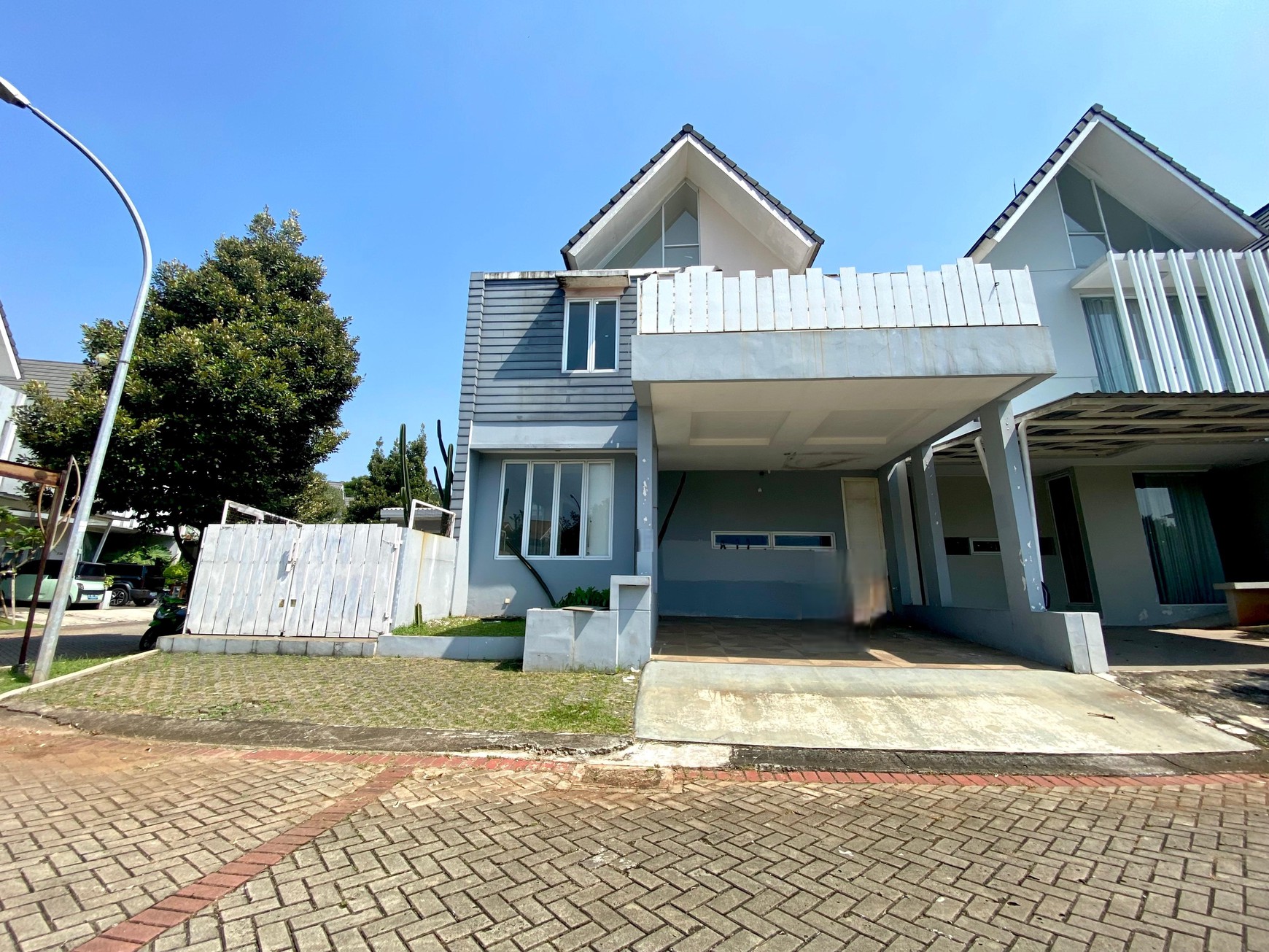 Hunian Eksklusif dengan Kolam Renang Pribadi di Discovery Bintaro 