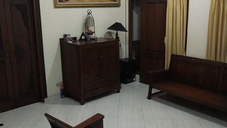 Rumah di Ciputat Posisi HOOK Bagus Siap Huni SHM