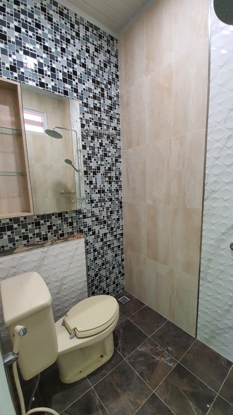 For Sale Rumah Asri Nyaman Bintaro Jakarta Selatan Akses Jalan Luas 2 Mobil 