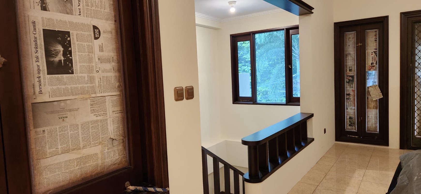 Dijual Rumah Mewah 2,5 lantai di Pondok Indah, luas: 300 m2, siap huni, 2 Menit menuju ke PIM 2, dekat RS Pondok Indah