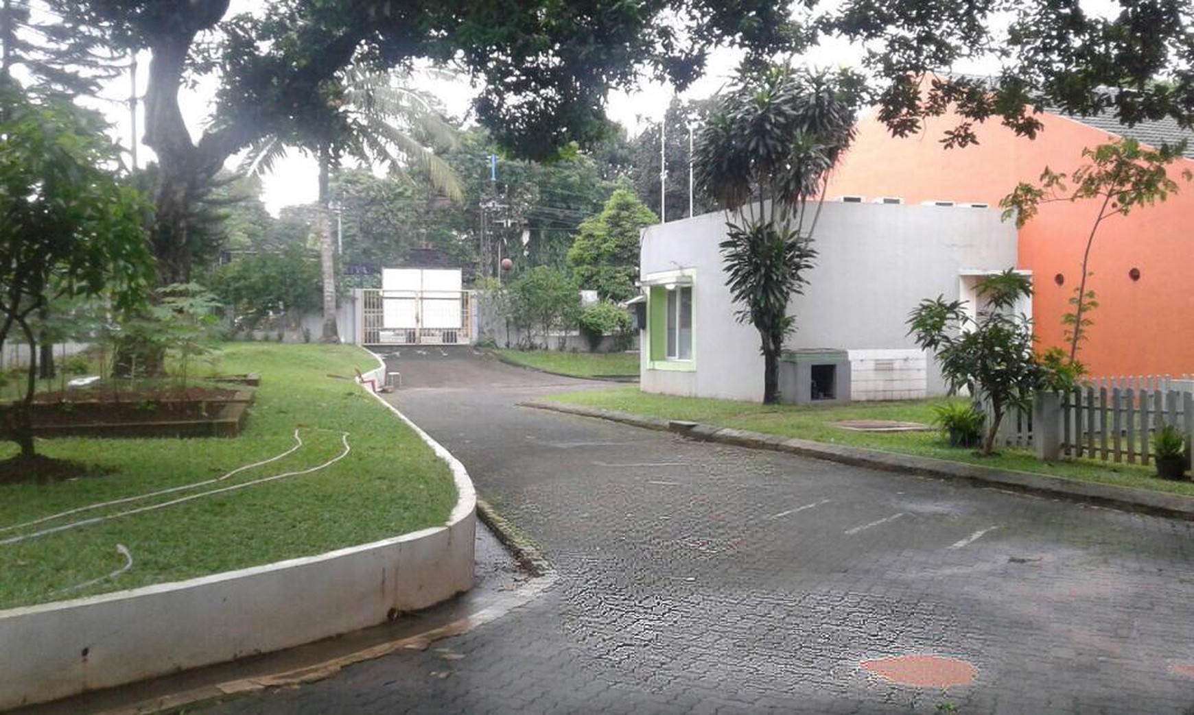Hunian Strategis di Jalan Pejaten Barat Raya, Lokasi Prime !