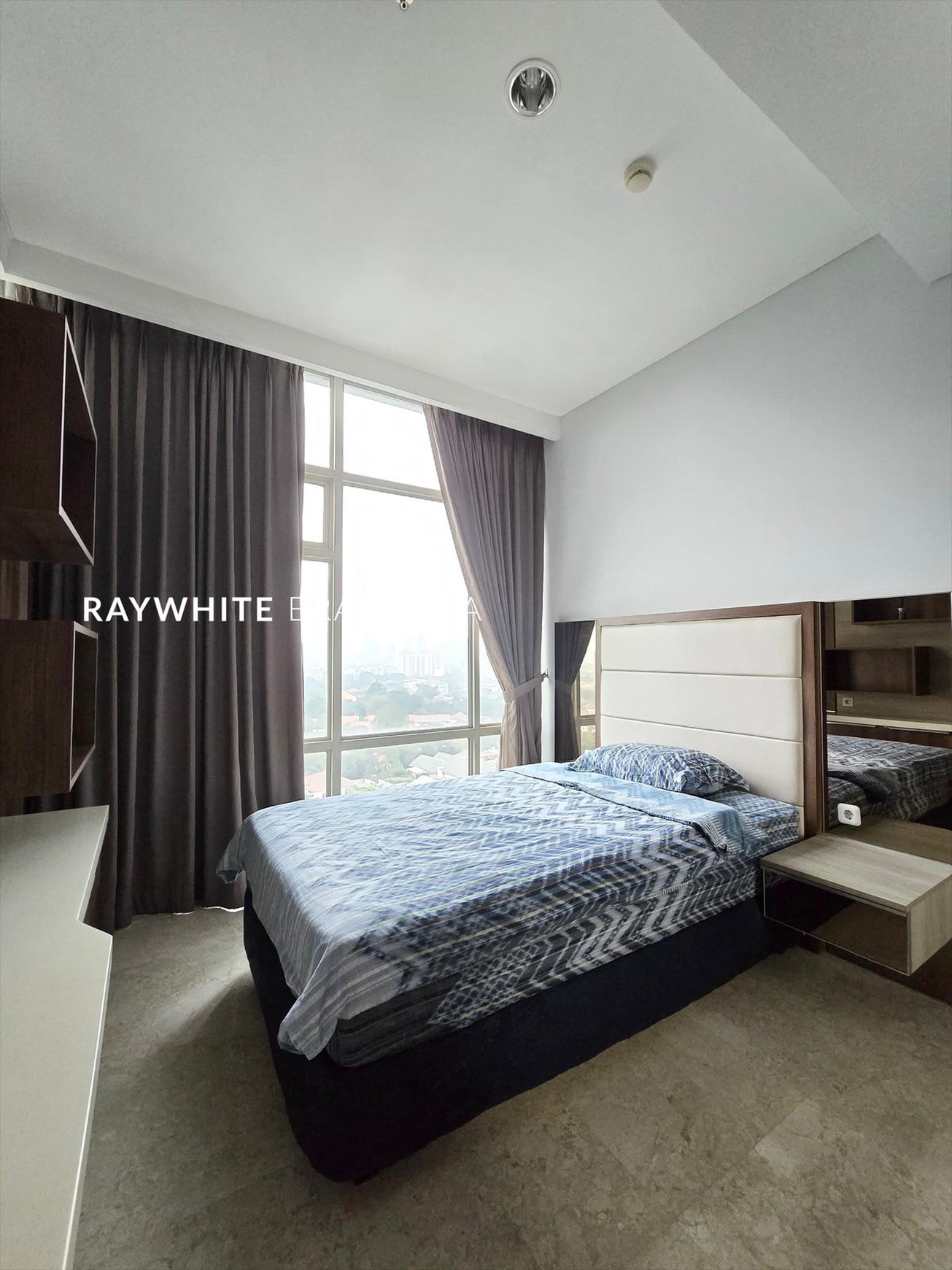 Essence Darmawangsa Apartment Tower East Mid-floor