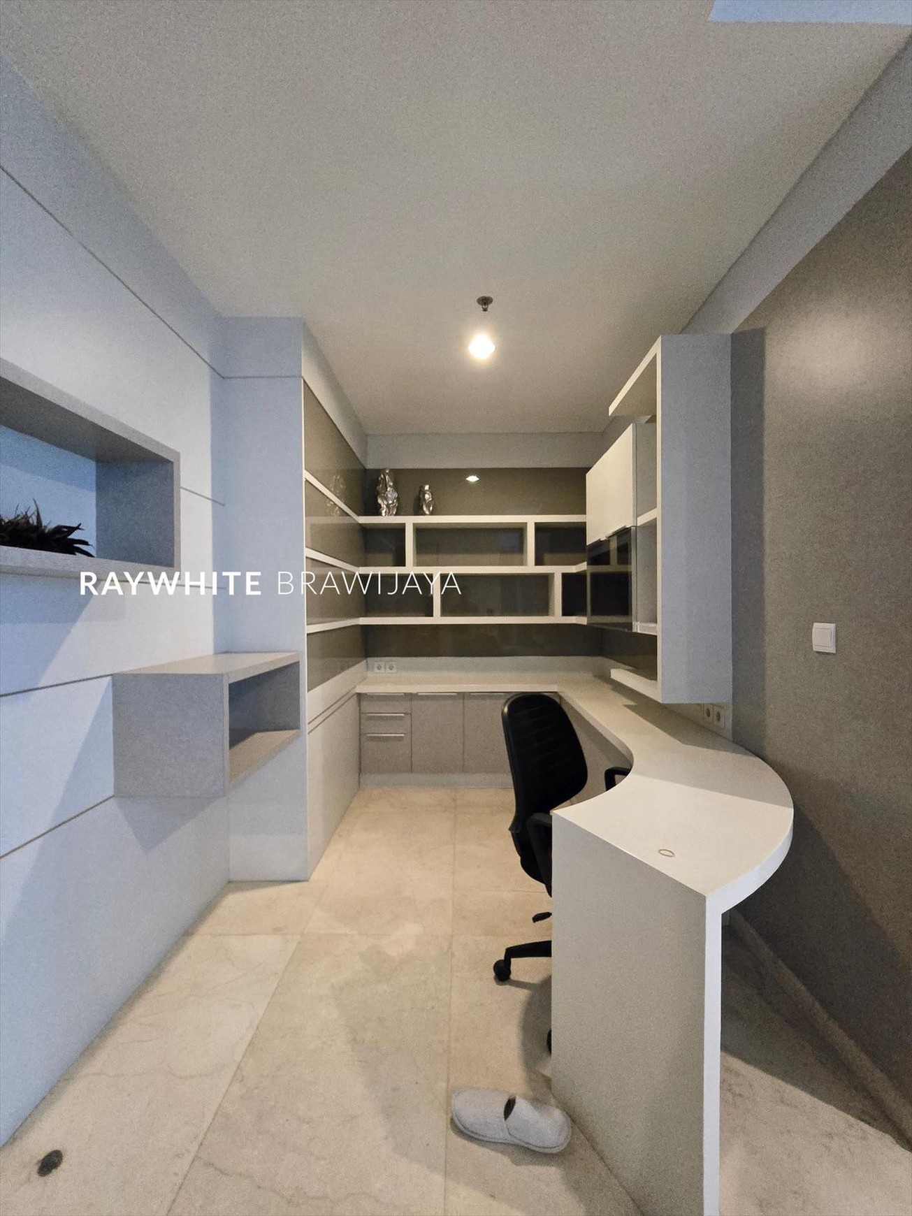 Essence Darmawangsa Apartment Tower East Mid-floor