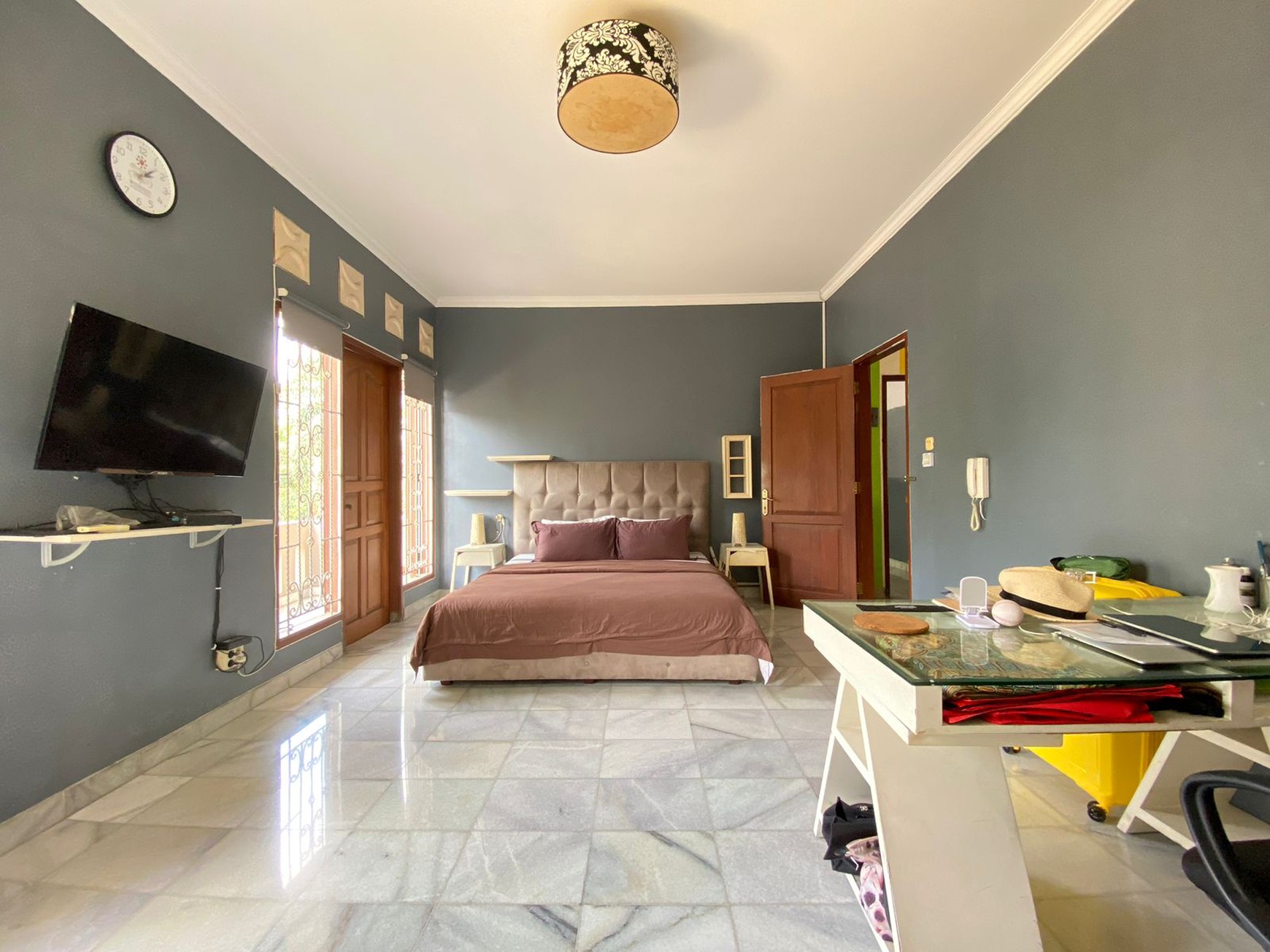 Hunian Cozy Siap Huni dalam Komplek Asri Cirendeu dengan Harga Super Terjangkau