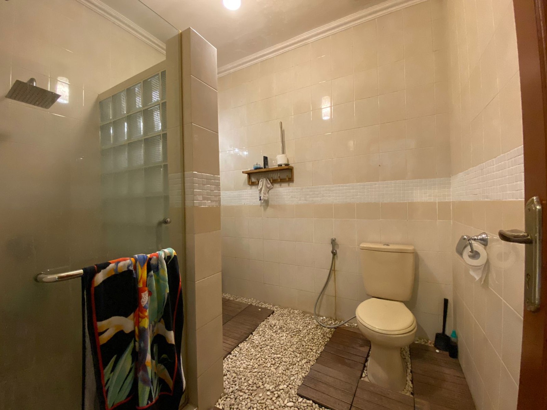 Hunian Cozy Siap Huni dalam Komplek Asri Cirendeu dengan Harga Super Terjangkau