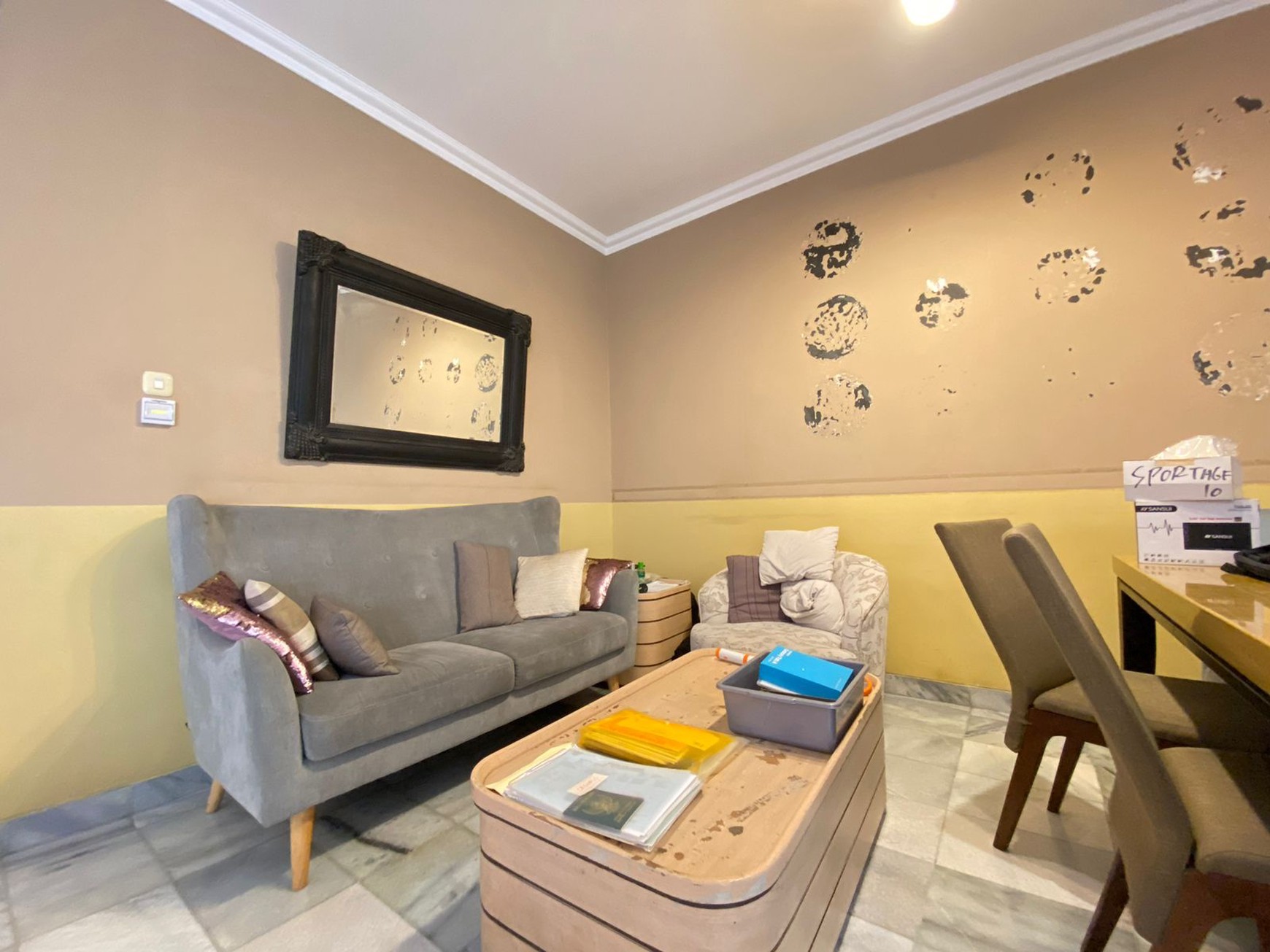 Hunian Cozy Siap Huni dalam Komplek Asri Cirendeu dengan Harga Super Terjangkau