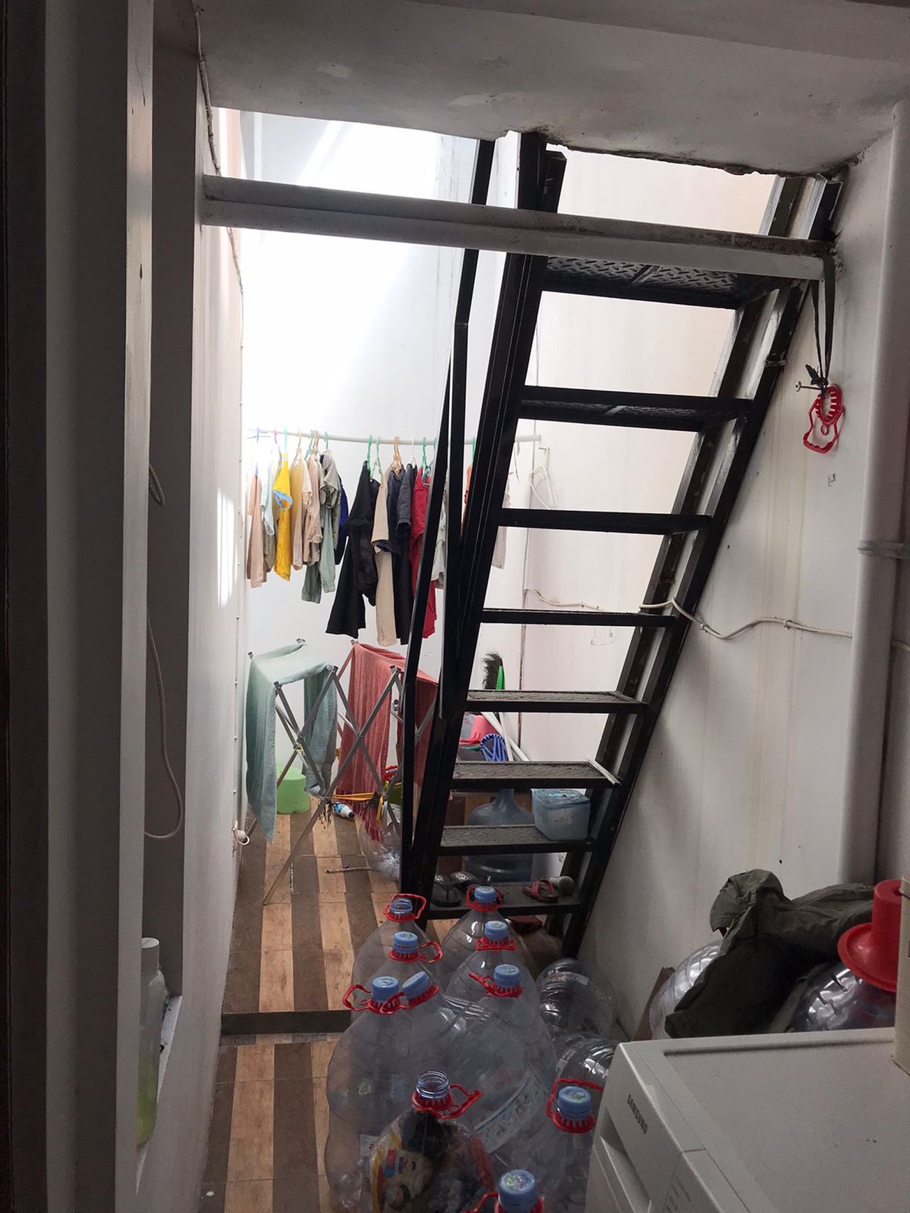 Rumah Dalam Perum Pondok Permai Taman Tirta 1 Lokasi Dekat Kampus UMY Tamantirto Kasihan Bantul