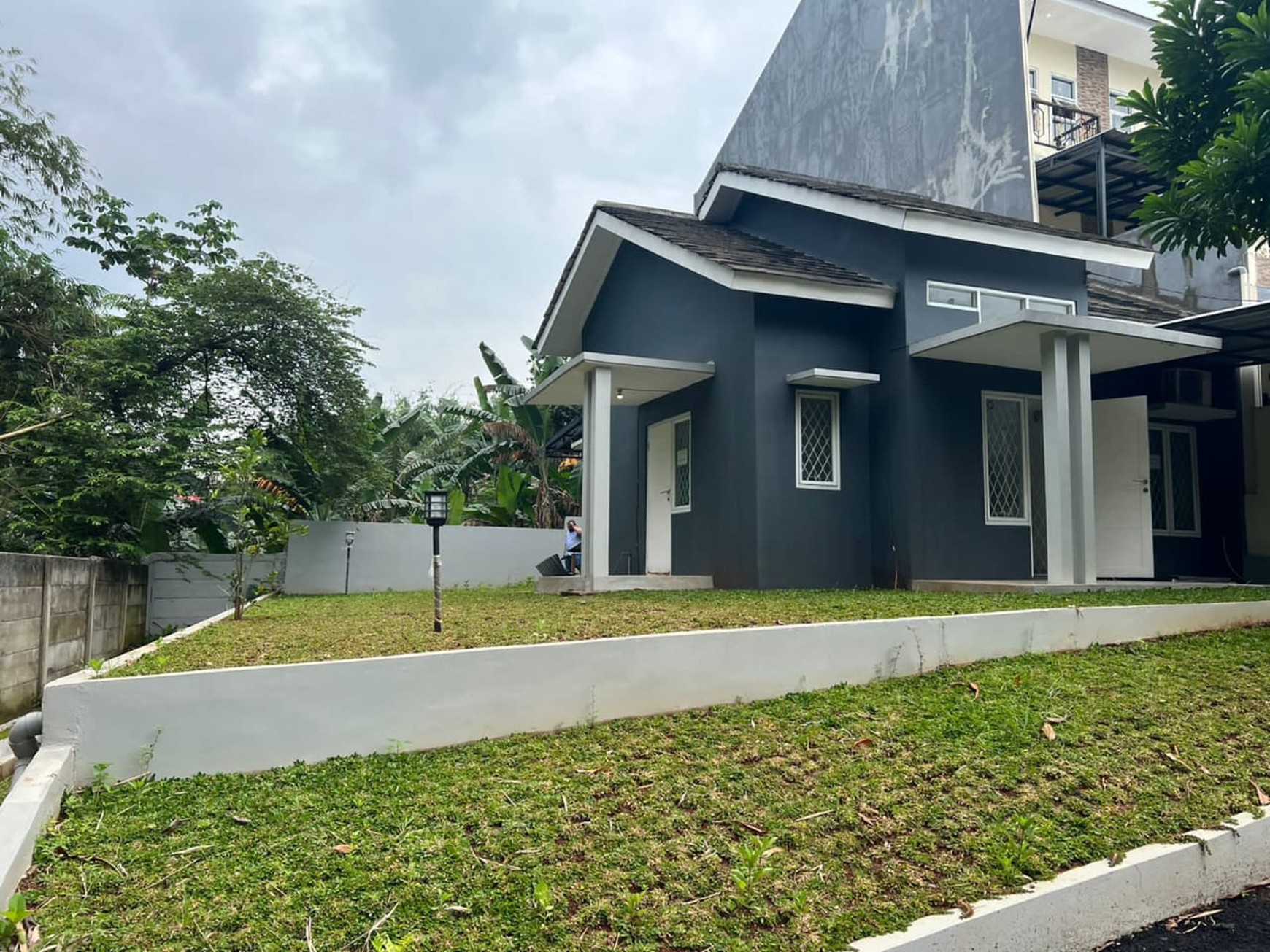 Rumah Siap Huni dengan Hunian Nyaman dan Asri di Ciputat