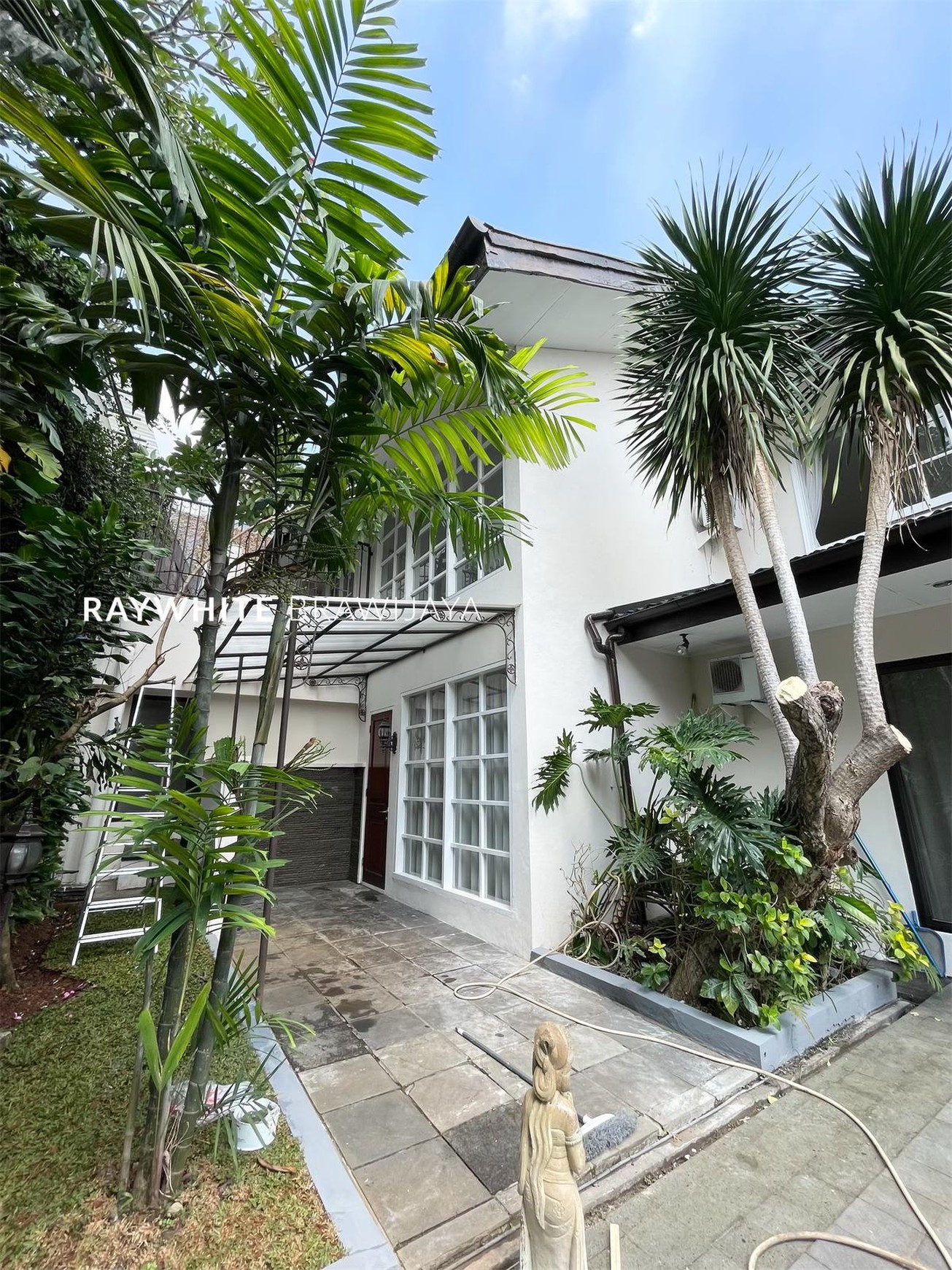 Rumah Siap Huni Lingkungan Tenang Area Kenanga Ampera Cilandak
