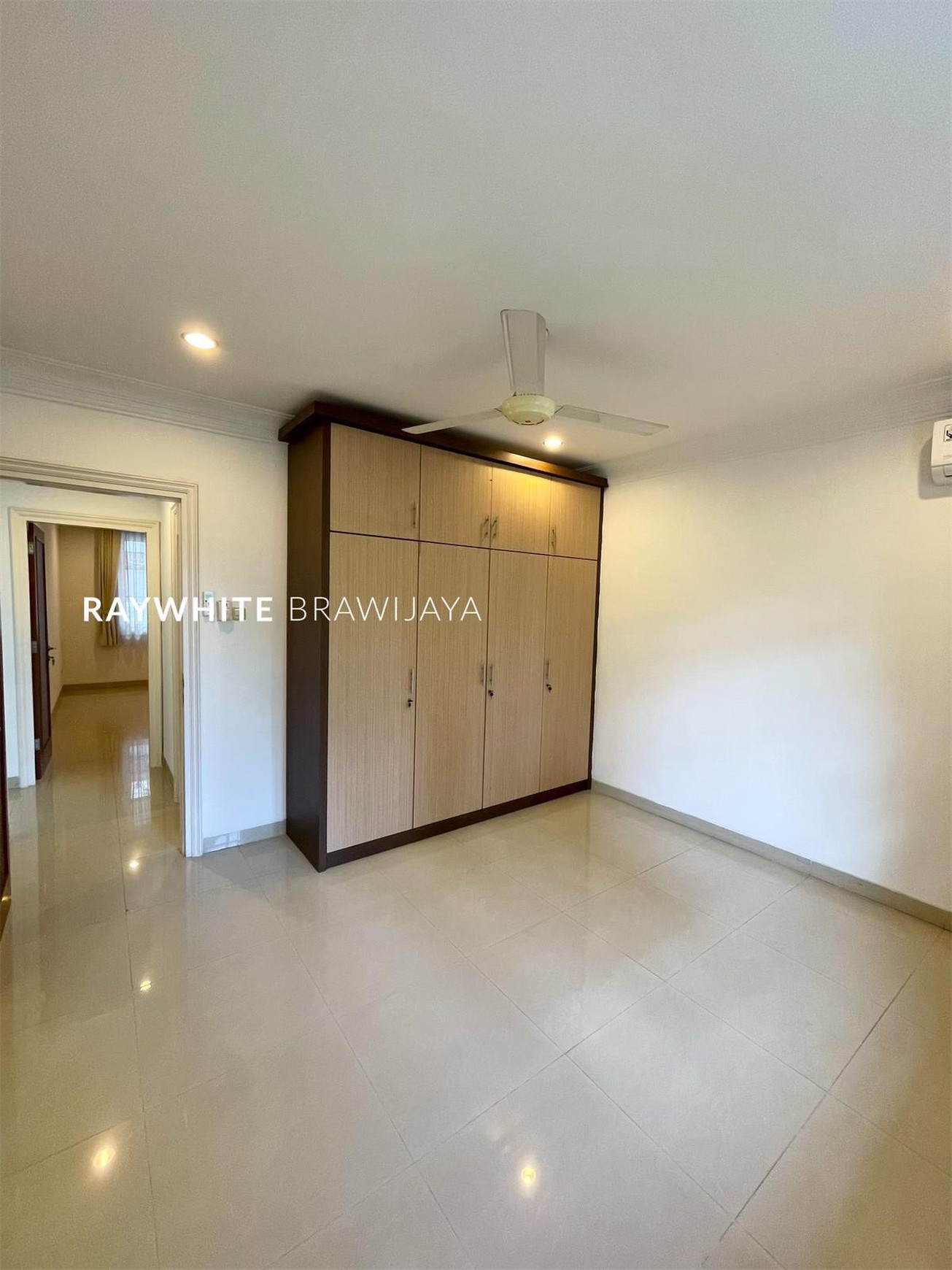 Rumah Siap Huni Lingkungan Tenang Area Kenanga Ampera Cilandak