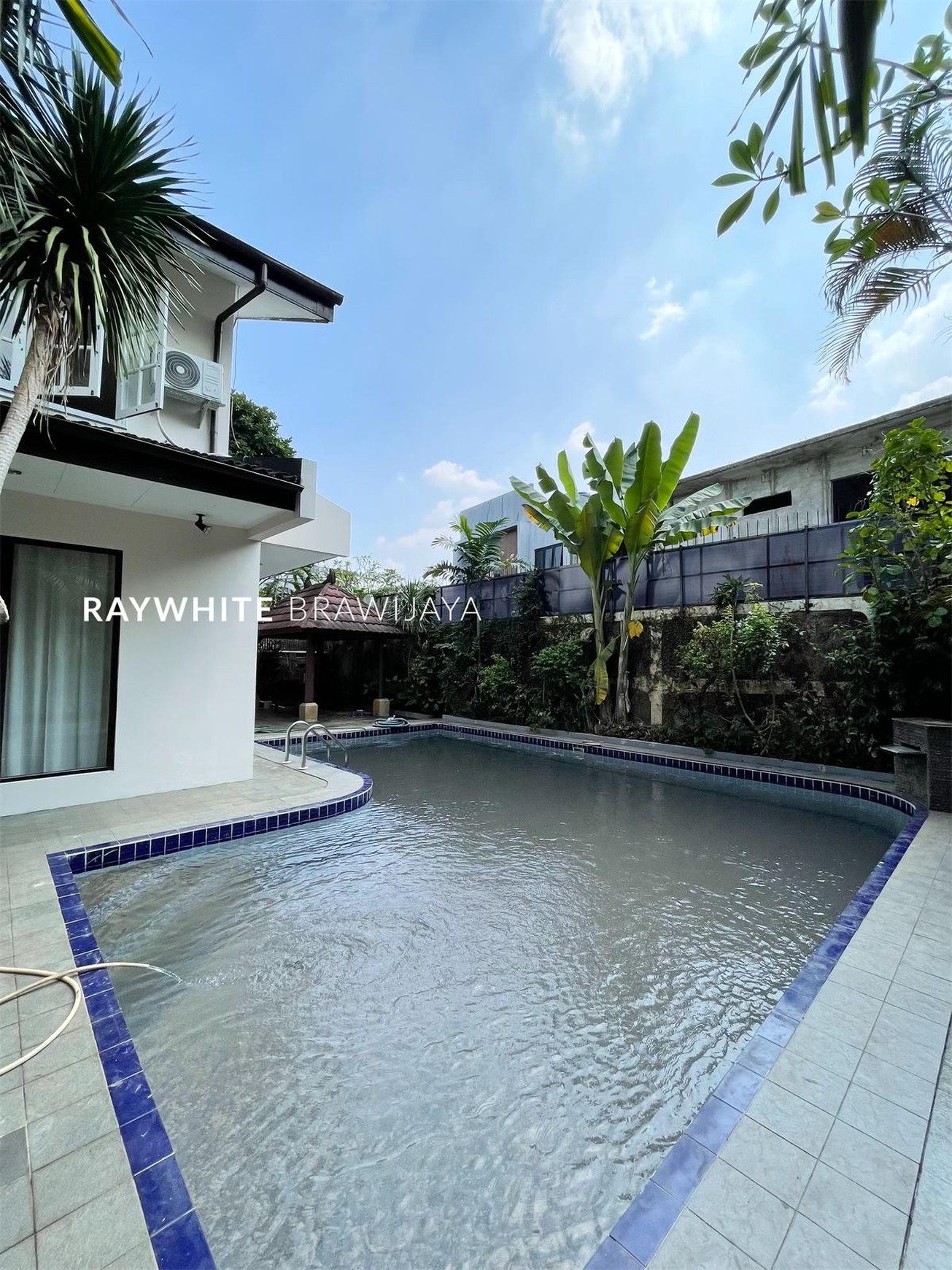 Rumah Siap Huni Lingkungan Tenang Area Kenanga Ampera Cilandak