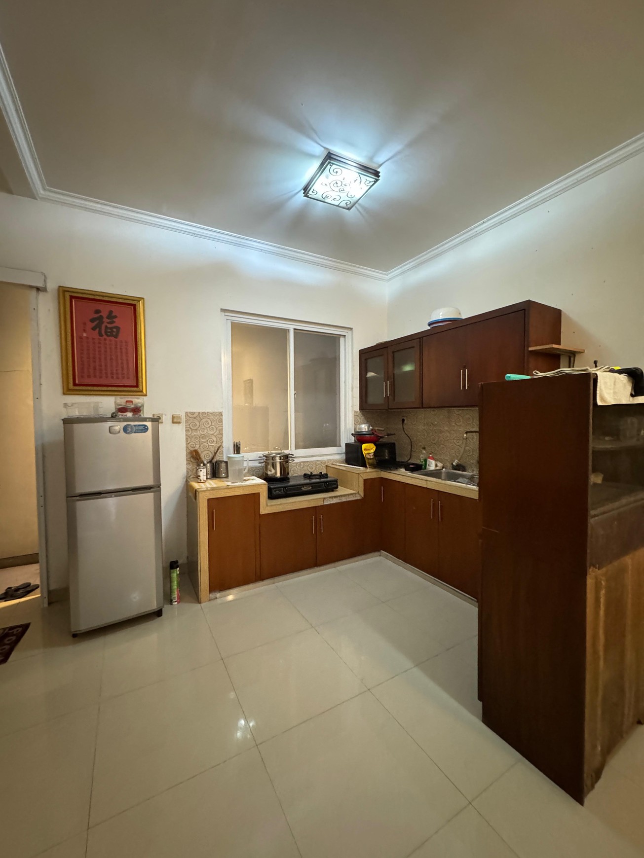 Di jual cepat rumah 2,5 lantai di Cengkir Barat Kelapa Gading Jakarta Utara