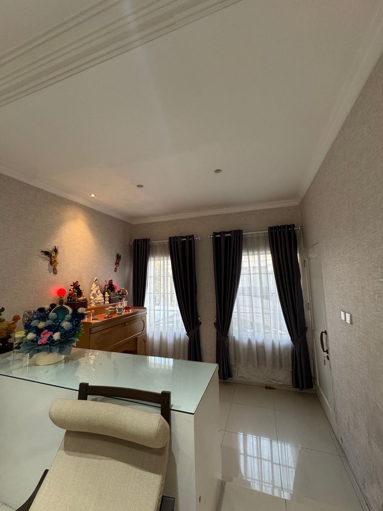 Dijual cepat rumah 3 lantai bebas banjir di Gading Grande Kelapa Gading Jakarta Utara