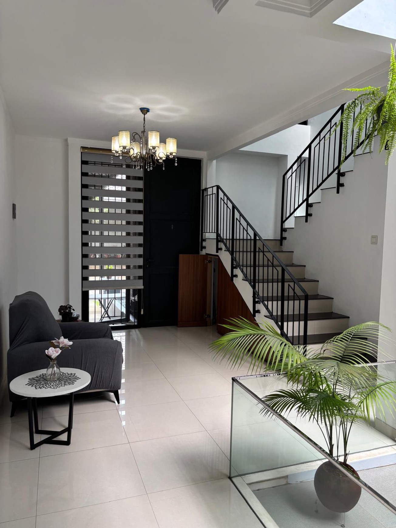Rumah 2 Lantai Semi Furnished Siap Huni dengan Hunian Nyaman dan Asri @Bintaro Sektor 9.