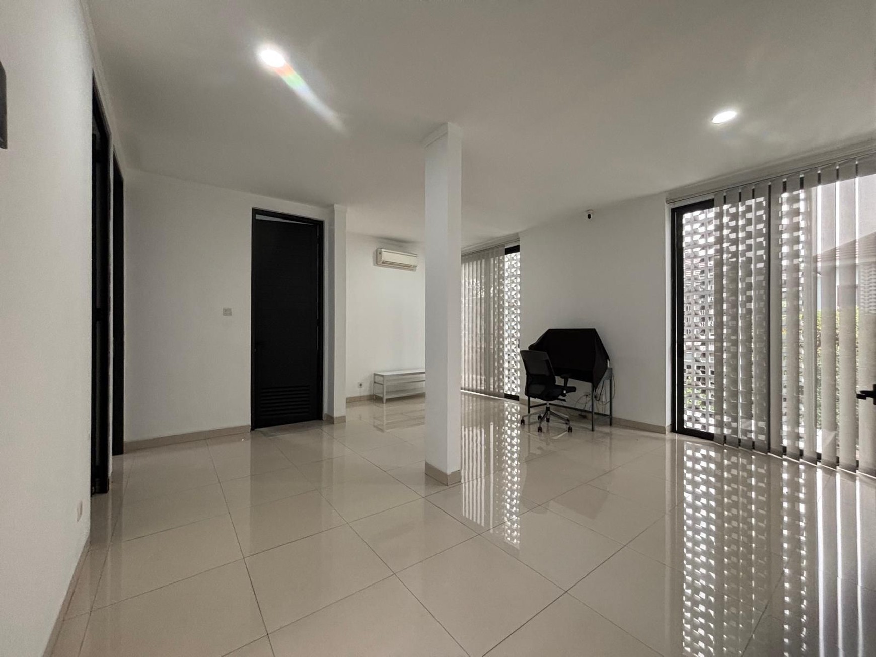 Rumah 2 Lantai Semi Furnished Siap Huni dengan Hunian Nyaman dan Asri @Bintaro Sektor 9.