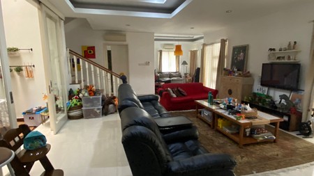 Rumah Bagus Di Alam Segar Pondok Indah Jakarta Selatan