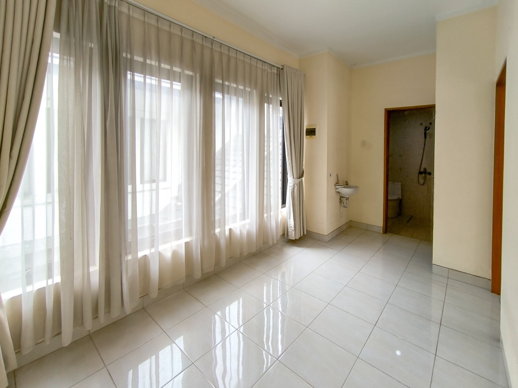 Rumah 2 lantai,dalam cluster di Bintaro Jaya 7