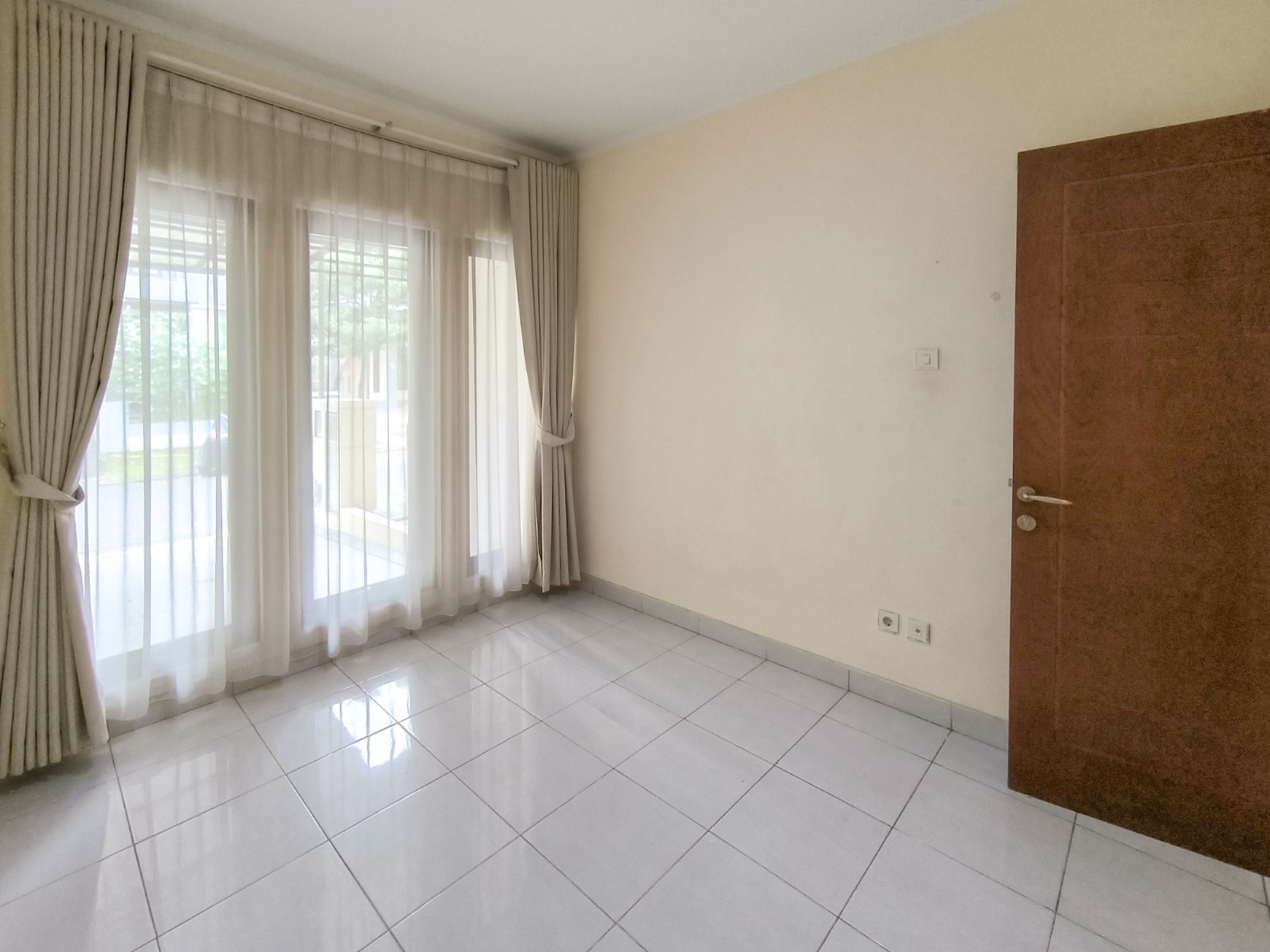 Rumah 2 lantai,dalam cluster di Bintaro Jaya 7