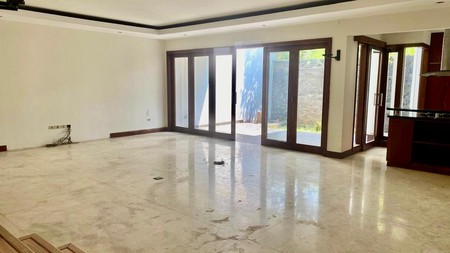 Rumah Bagus Di Jl Cempaka Lestari, Komp Lebak Lestari Indah Lebak Bulus