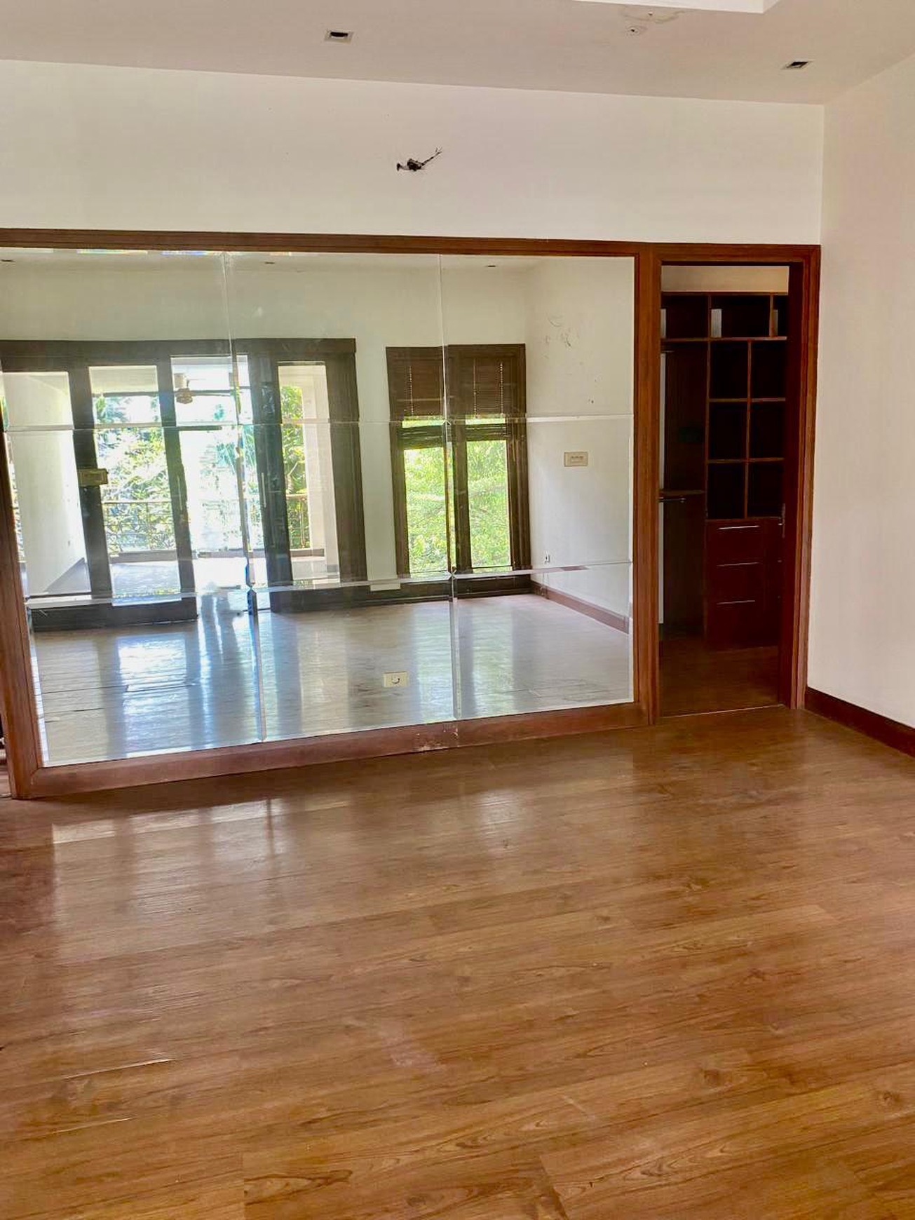 Rumah Bagus Di Jl Cempaka Lestari, Komp Lebak Lestari Indah Lebak Bulus