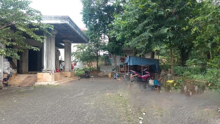 Rumah Hitung Tanah di dekat Mall Pejaten Village Jakarta Selatan