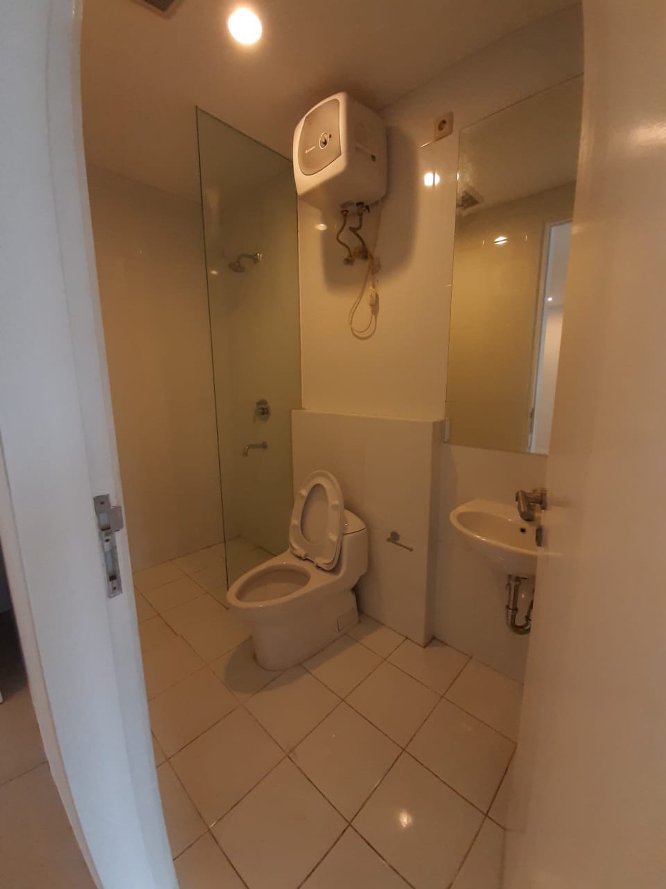 Rumah Bagus Di Ozone Residence Veteran Bintaro Jakarta Selatan