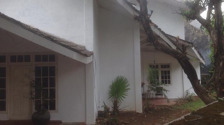 Rumah Bagus Di Jl Taman Lebak Bulus Jakarta Selatan