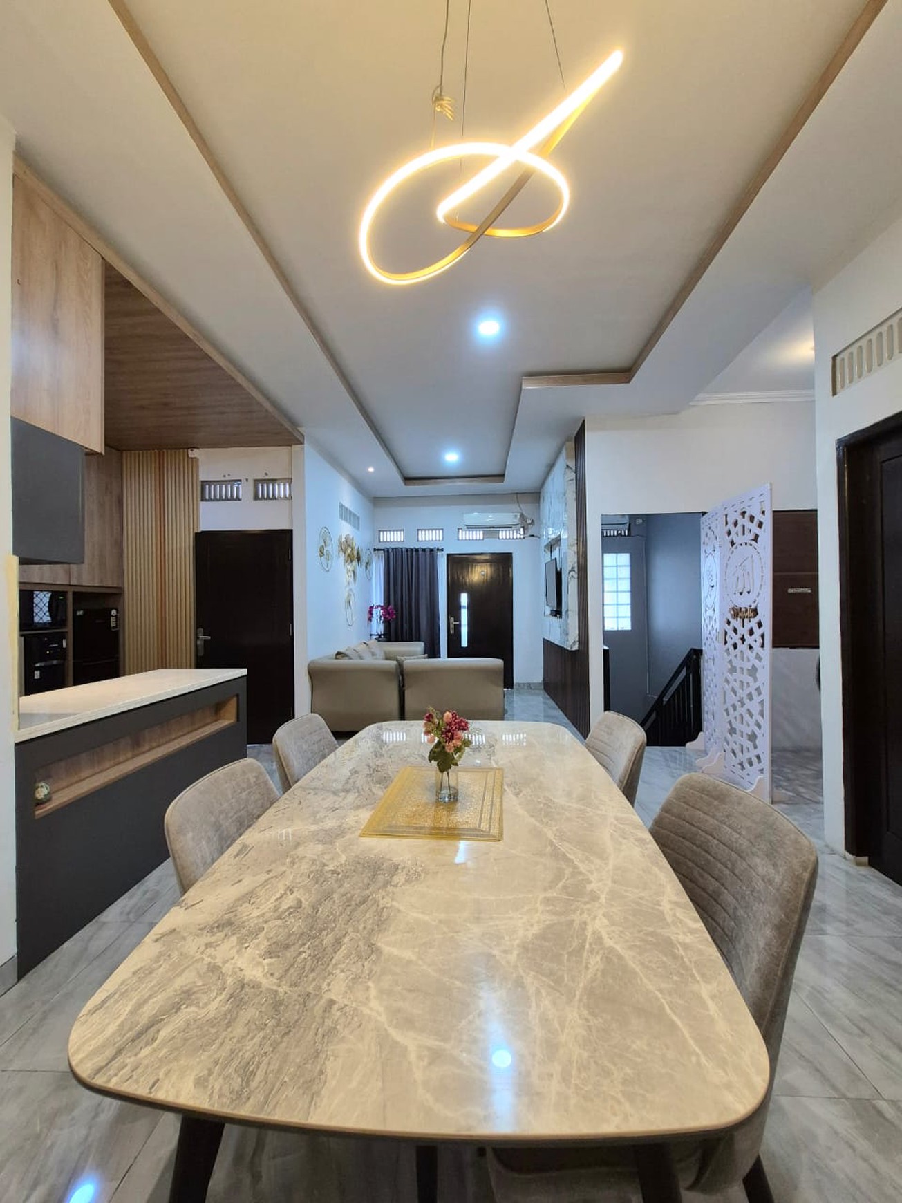 Rumah Bagus Di Jl Dr Setiabudi Pondok Aren Tangerang Selatan