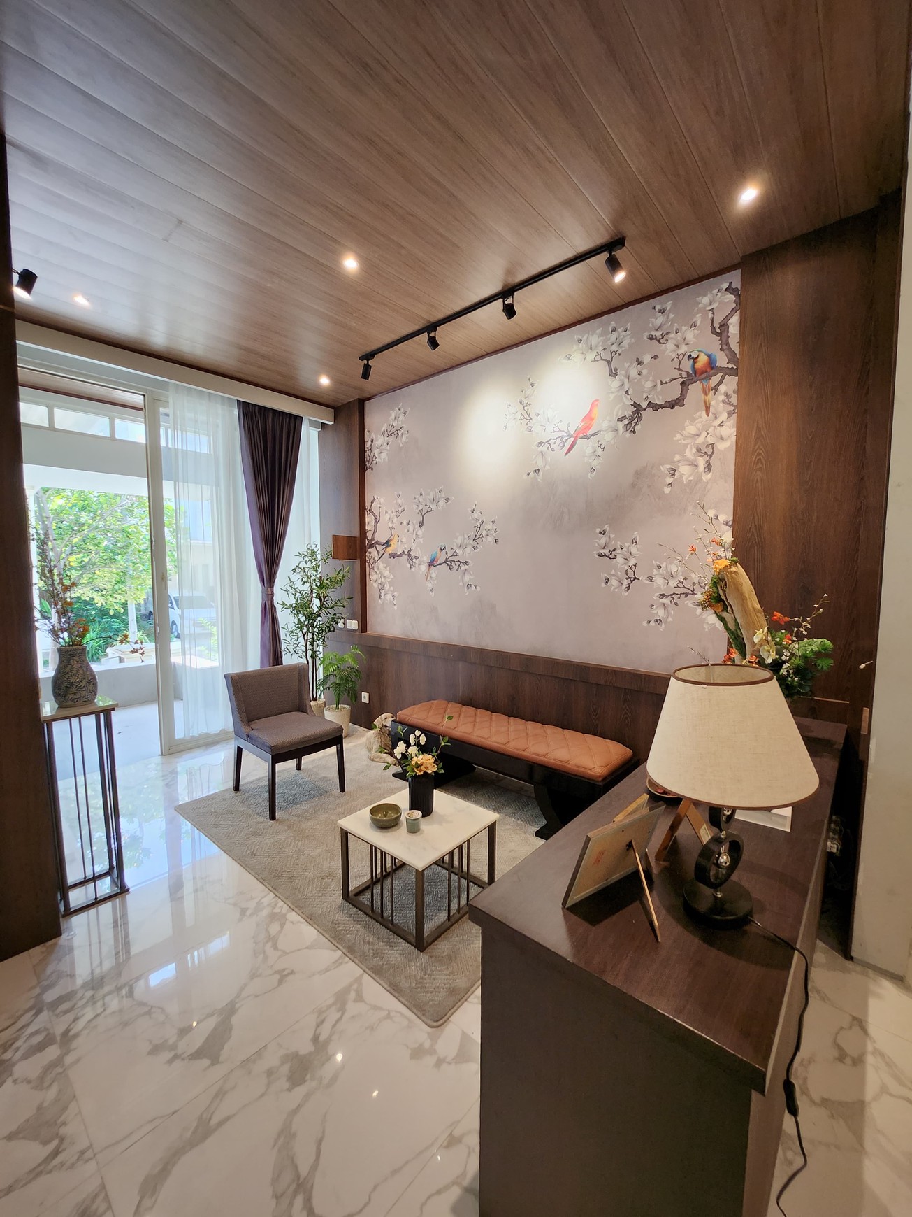 Dijual Rumah Pakuwon Indah Ritz Embassy Full Furnished Modern Mewah Dekat Citraland, Graha Family, Pakuwon Mall