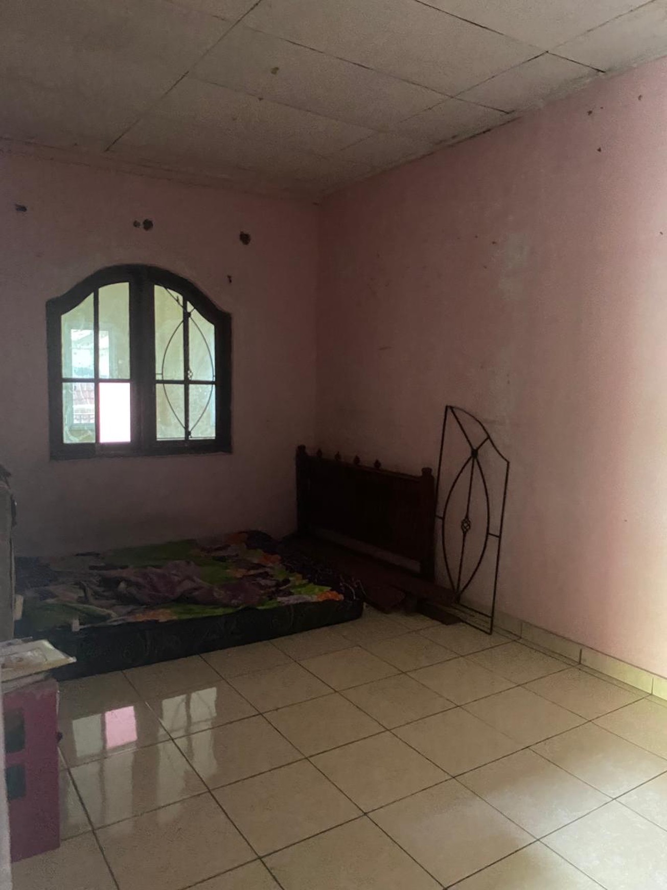 Rumah 2 lantai siap huni di perumahan bumi Mutiara Bojong Kulur Bekasi