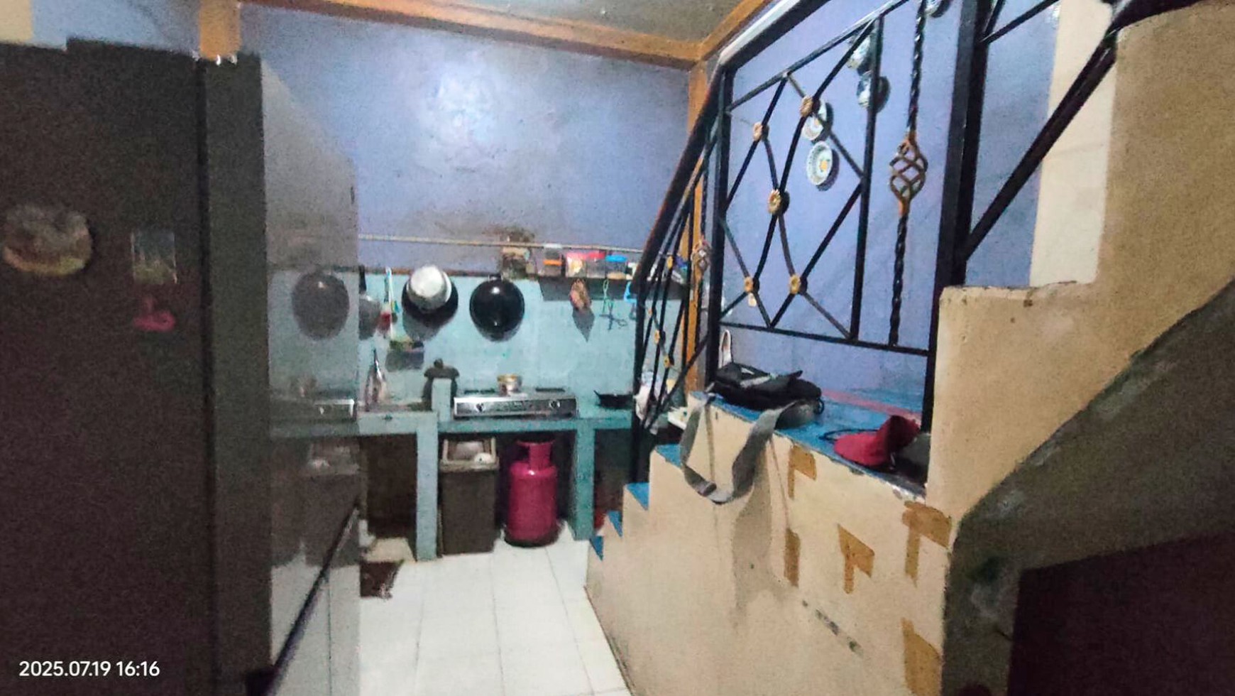 Rumah di Daerah Komplek Jatijajar Depok