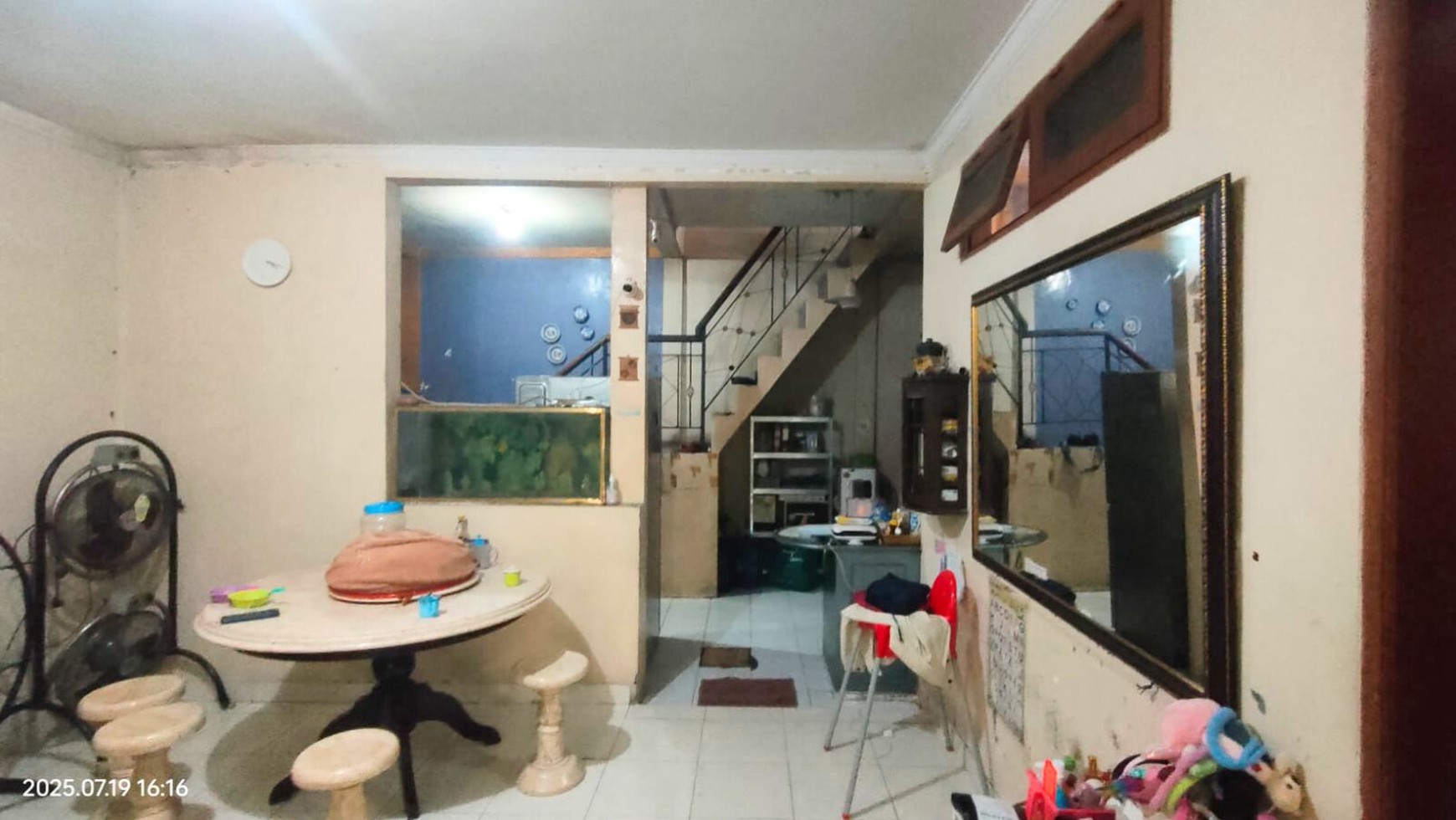 Rumah di Daerah Komplek Jatijajar Depok