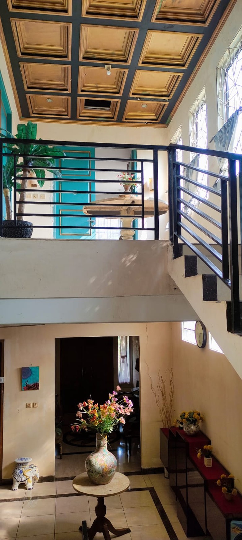 Dijual Rumah Asri Nuansa Villa  View Kebun Buah Naga, Dekat Kota Wisata Cibubur