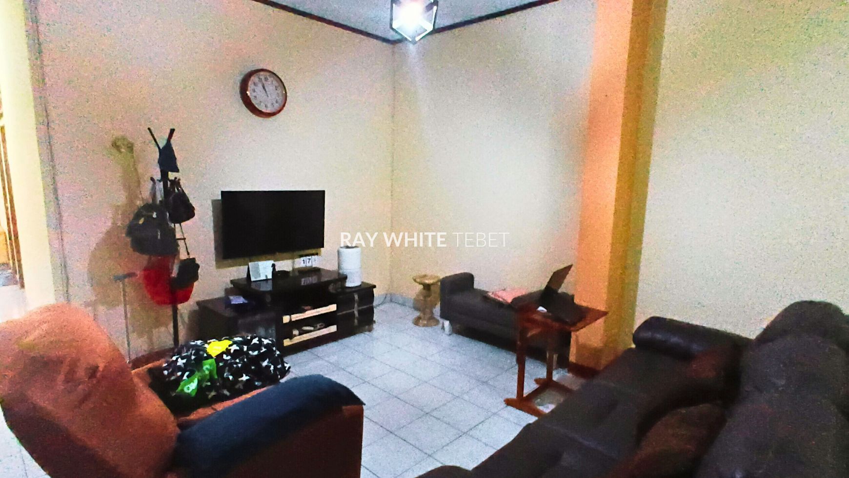 Rumah 2 Lantai Siap Huni di Utan Kayu, Matraman - Akses 2 Mobil, SHM